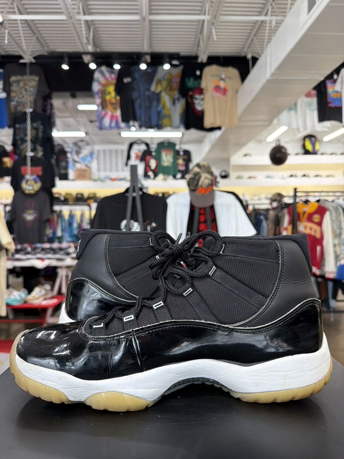 Jordan Brand Jordan 11 Jubilee Size 13 (2020) Size US 13 / EU 46 - 4 Thumbnail