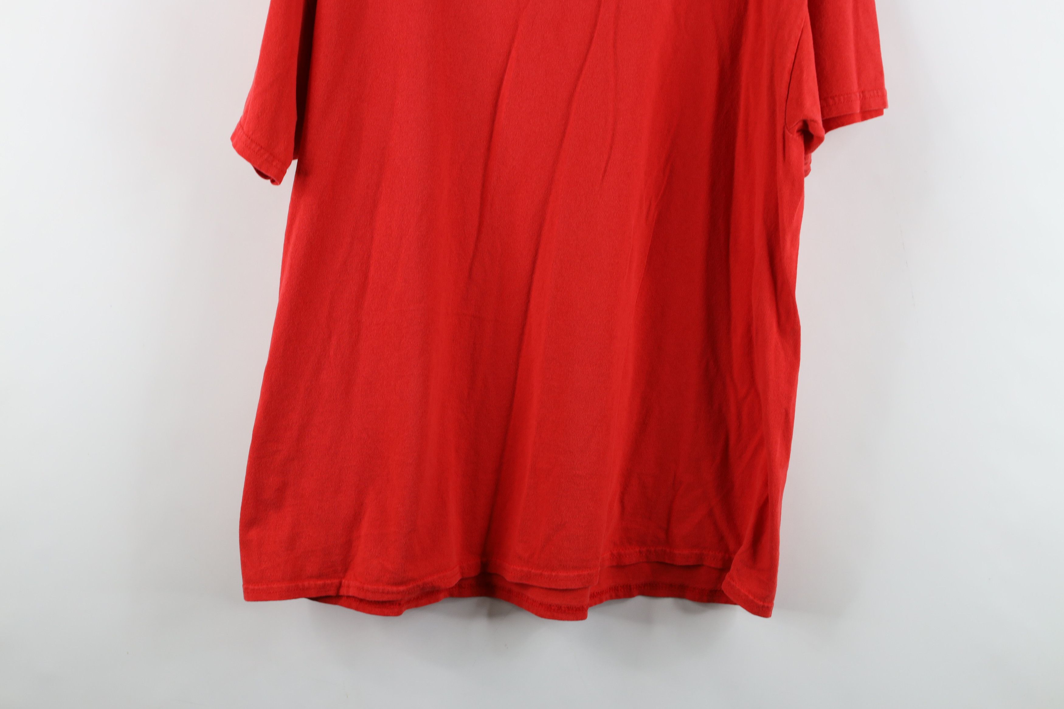 Vintage Vintage Y2K Spell Out Graceland Elvis Presley T-Shirt Red Size US XL / EU 56 / 4 - 14 Thumbnail