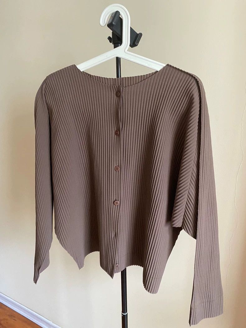 Issey Miyake Issey Miyake Brown pleated cardigan Size S / US 4 / IT 40 - 2 Thumbnail