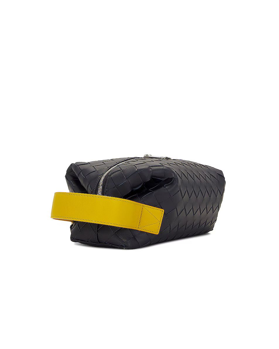 Bottega Veneta o1loc1c0624 Size: OS / 709310 Leather Pouch in Black Size ONE SIZE - 3 Thumbnail