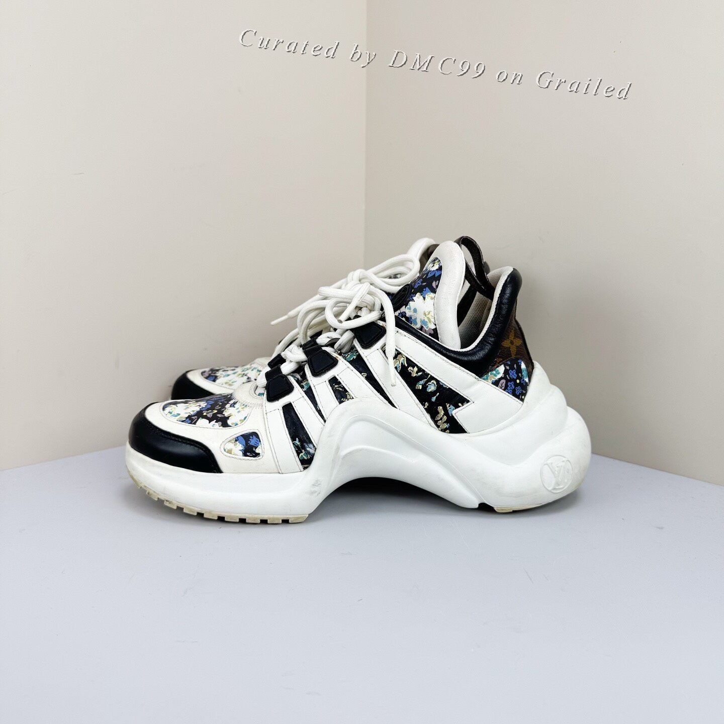 Louis Vuitton Louis Vuitton Floral Arch Dad Shoes Size US 5 / IT 35 - 1 Thumbnail