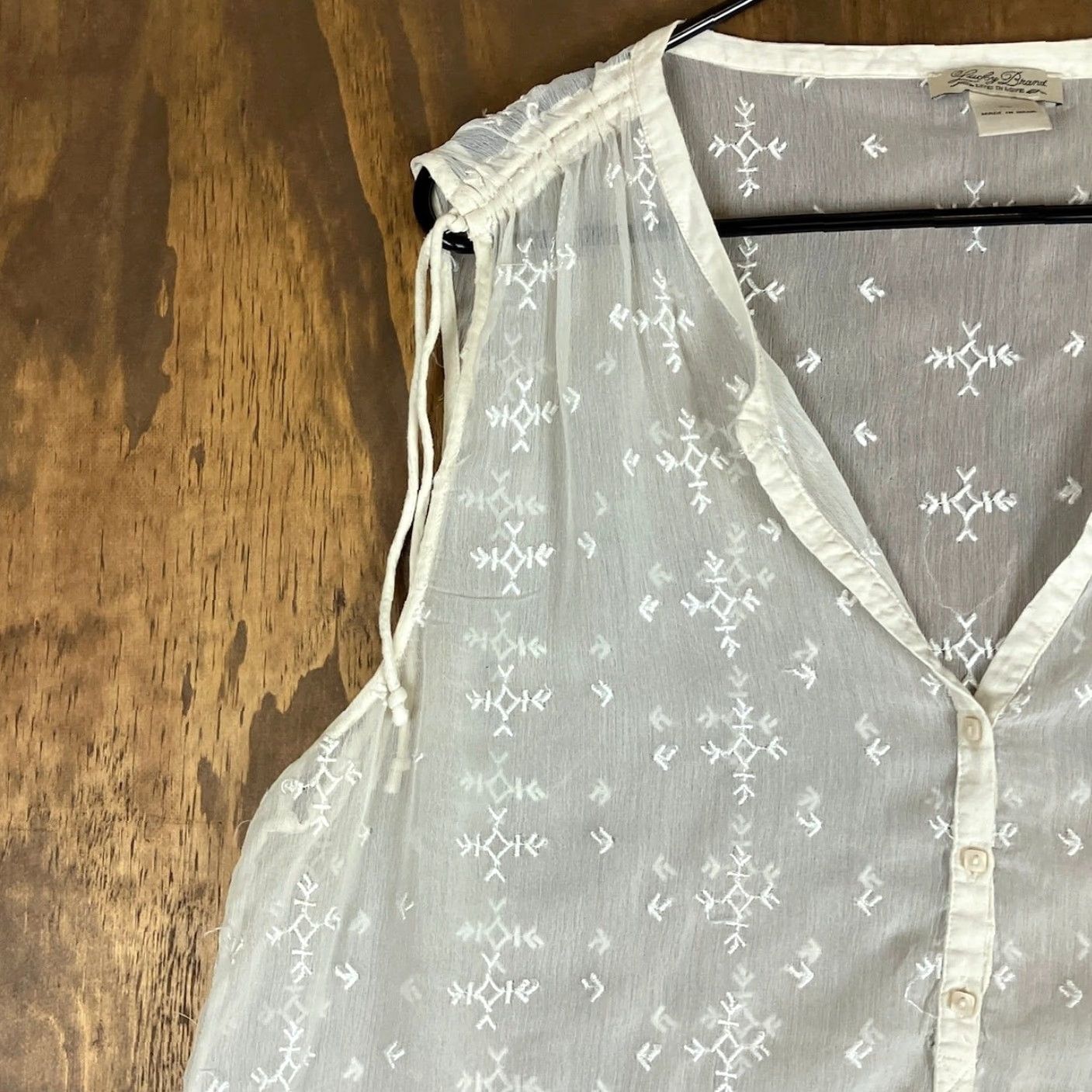 Lucky Brand Lucky Brand Tank Top Womens Ivory Sheer Embroidered Button V-Neck XL Blouse Sleeveless Knit Polyester Casual Boho Solid Lightweight Women Size XL / US 12-14 / IT 48-50 - 4 Thumbnail