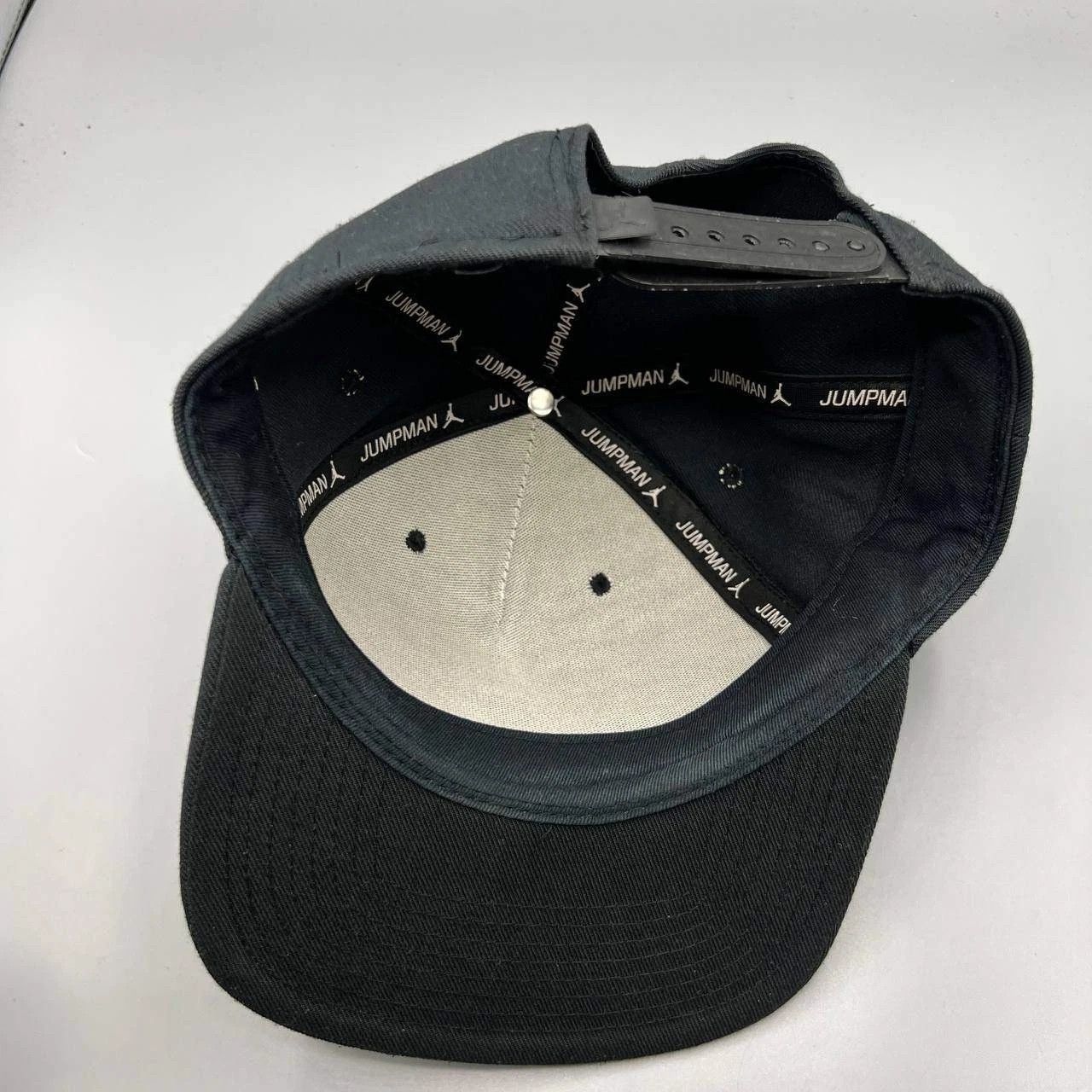 Jordan Brand Air Jordan Hat Men Trophy Room Script Embroidered Snap Back Size ONE SIZE - 2 Thumbnail