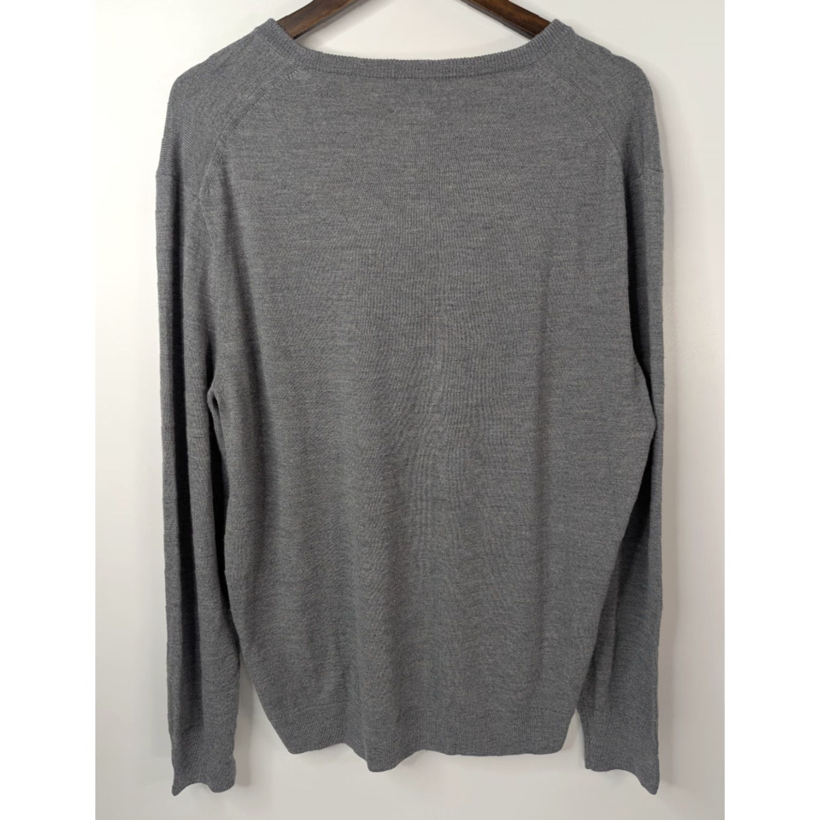 J.Crew J. Crew Merino Wool V-Neck Sweater Gray Men's Large Lightweight Preppy Size US L / EU 52-54 / 3 - 4 Thumbnail