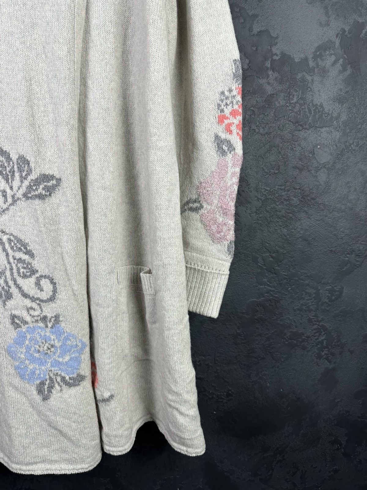 Designer × Vintage IVKO Light Gray Floral Intarsia Wool Semi-Long Sweater Coat Size M / US 6-8 / IT 42-44 - 7 Thumbnail
