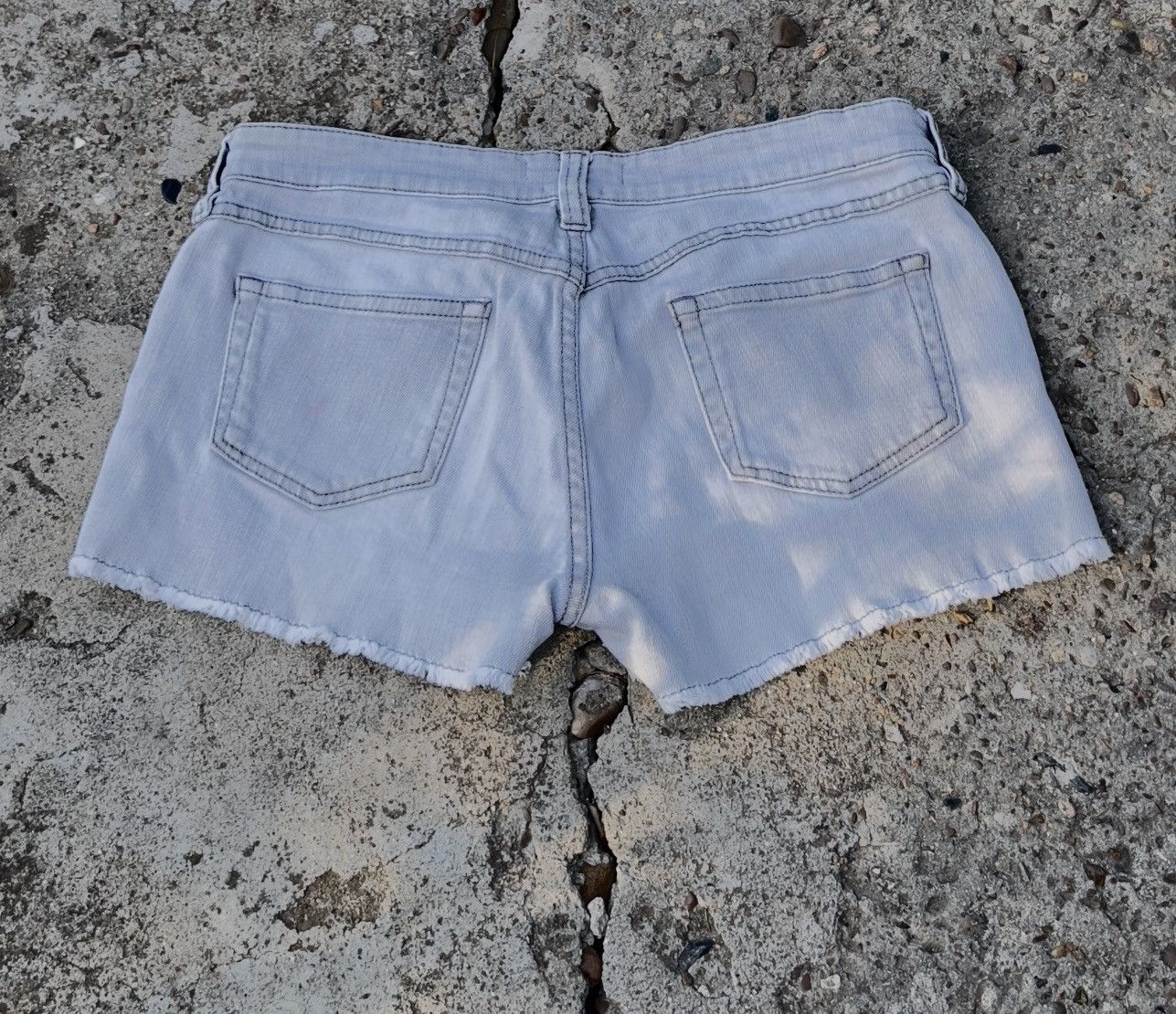 Isabel Marant Etoile Isabel Marant etoile denim shorts Size 28" / US 6 / IT 42 - 2 Thumbnail
