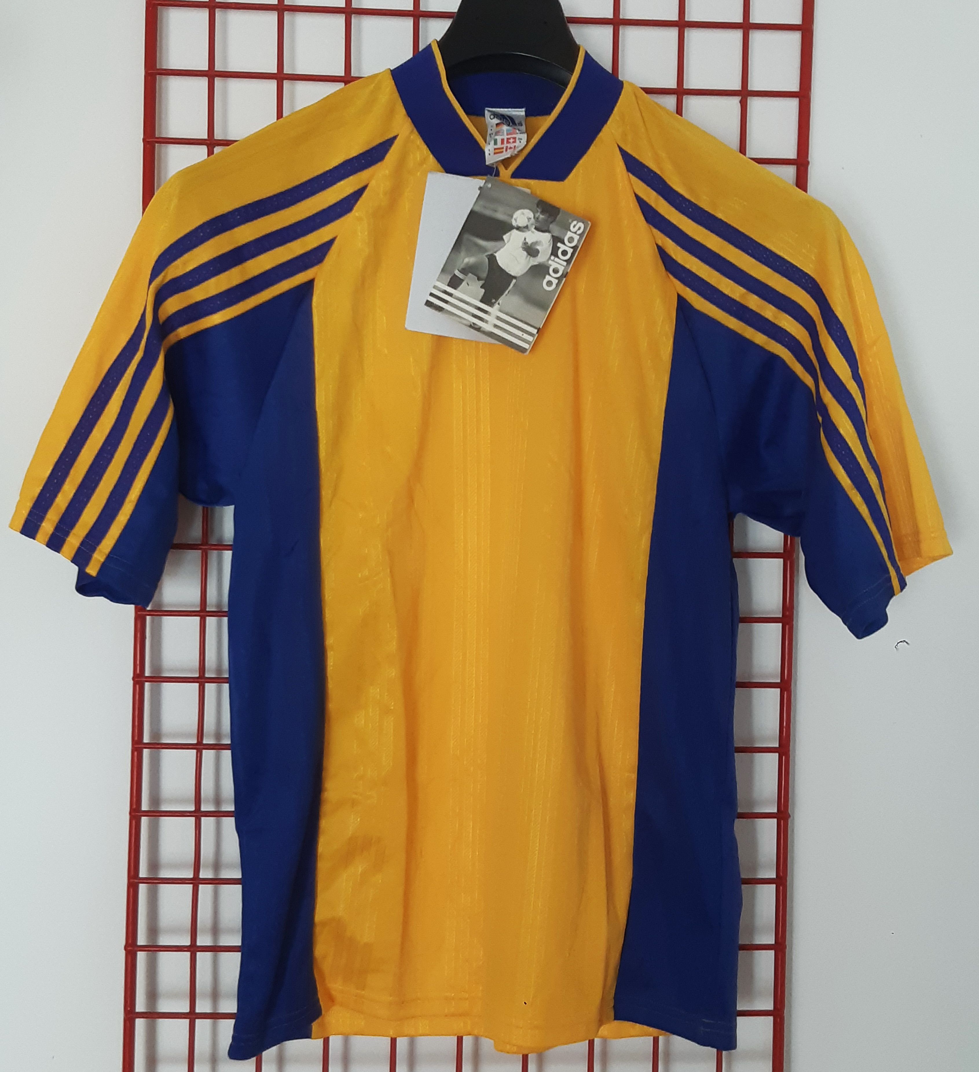 Adidas Vintage 90s ADIDAS Soccer Jersey Tunisia size S NWT Size US S / EU 44-46 / 1 - 1 Thumbnail