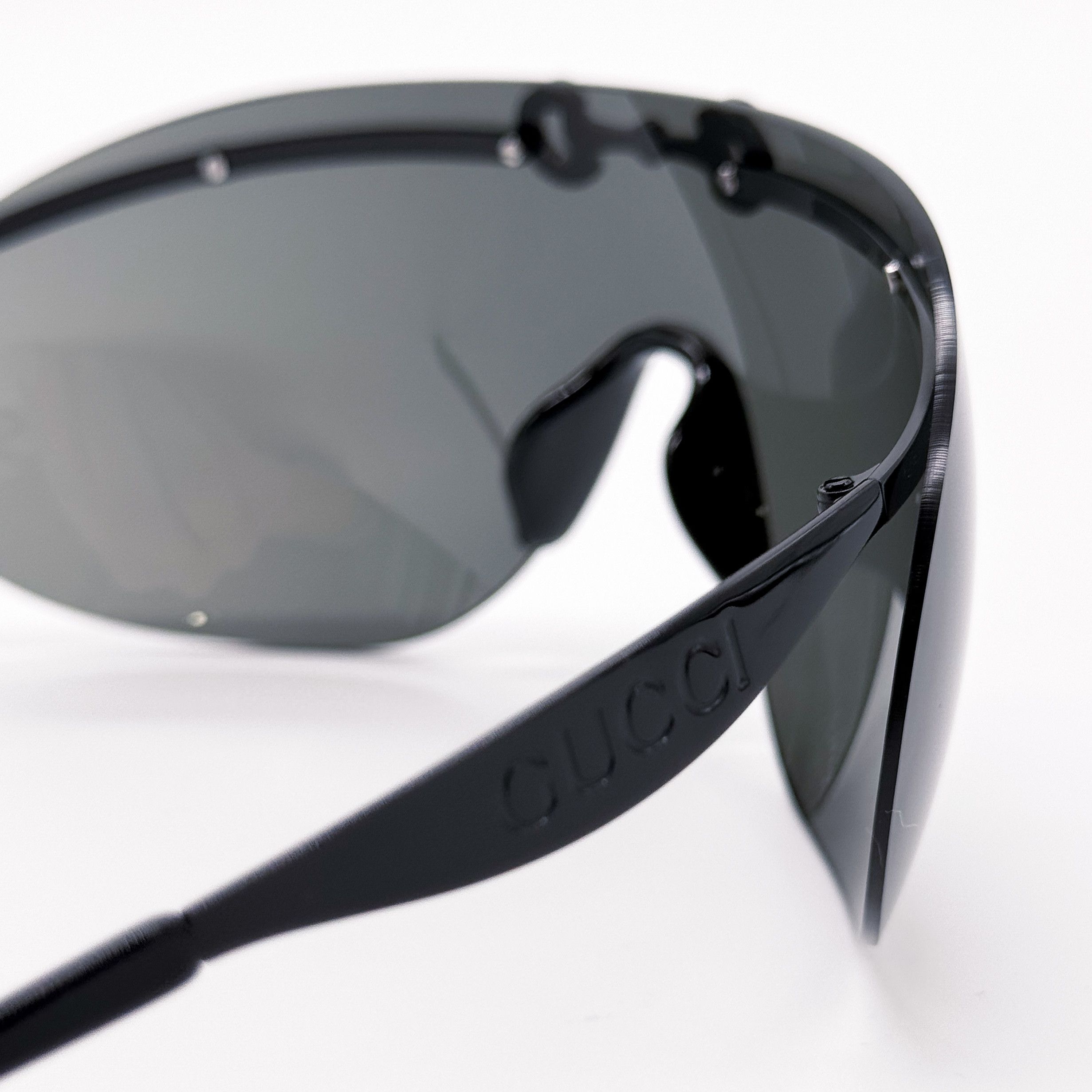 Gucci NEW GUCCI GG1656S 001, BLACK OVERSIZED MASK SUNGLASSES GUCCI Size ONE SIZE - 9 Thumbnail