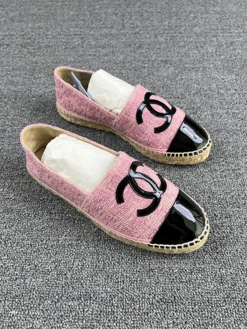 Chanel Chanel Pink Patent Leather Espadrilles. Size US 6.5 / EU 39-40 - 2 Thumbnail