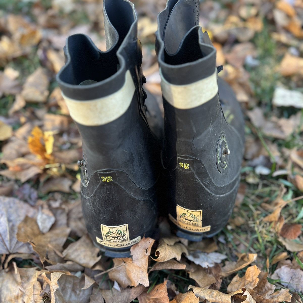 Vintage Vintage Military Bunny/Mickey Boots size 9R Size US 9 / EU 42 - 10 Thumbnail