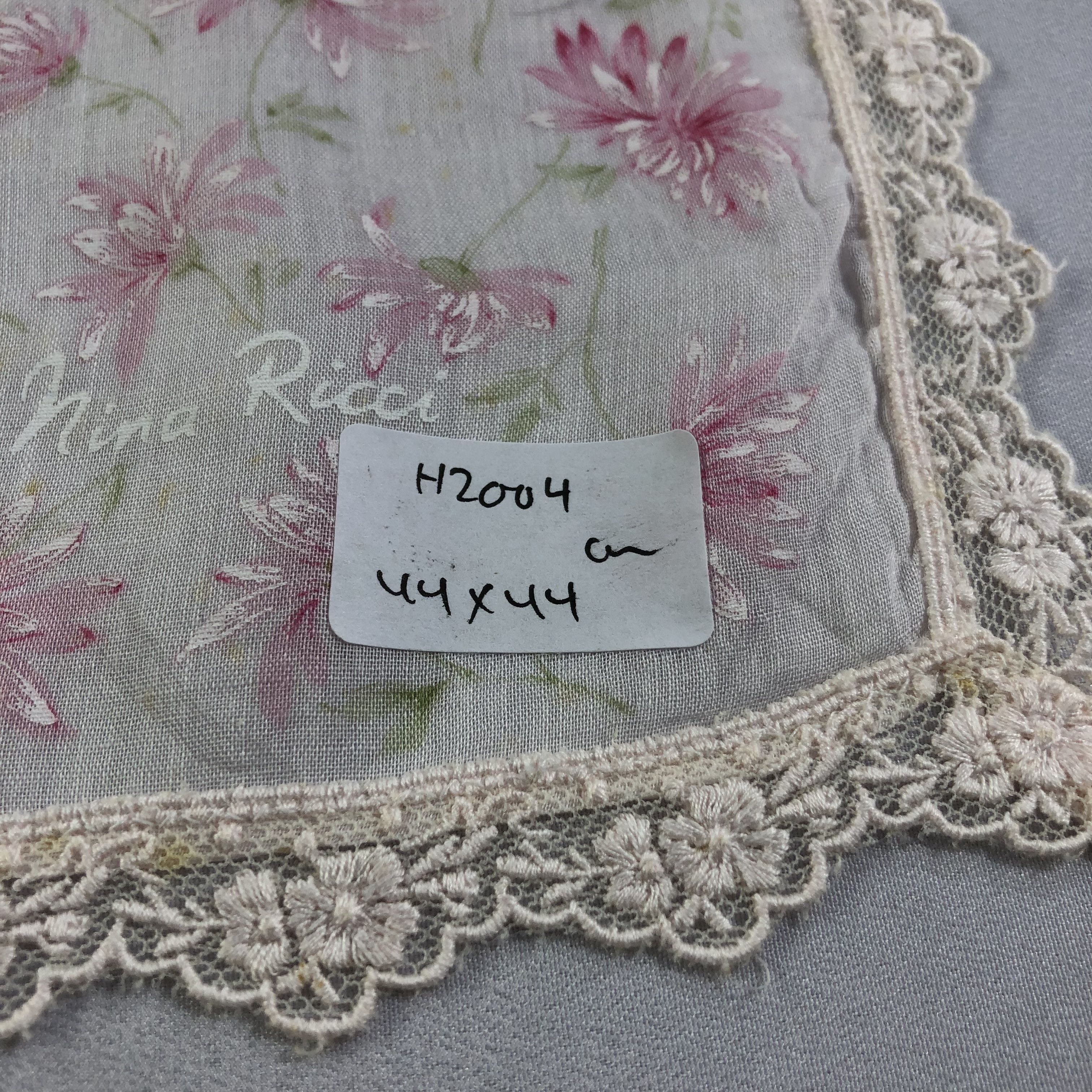 Nina Ricci Nina Ricci Floral Handkerchief Neckerchief Bandana H2004 Size ONE SIZE - 10 Thumbnail