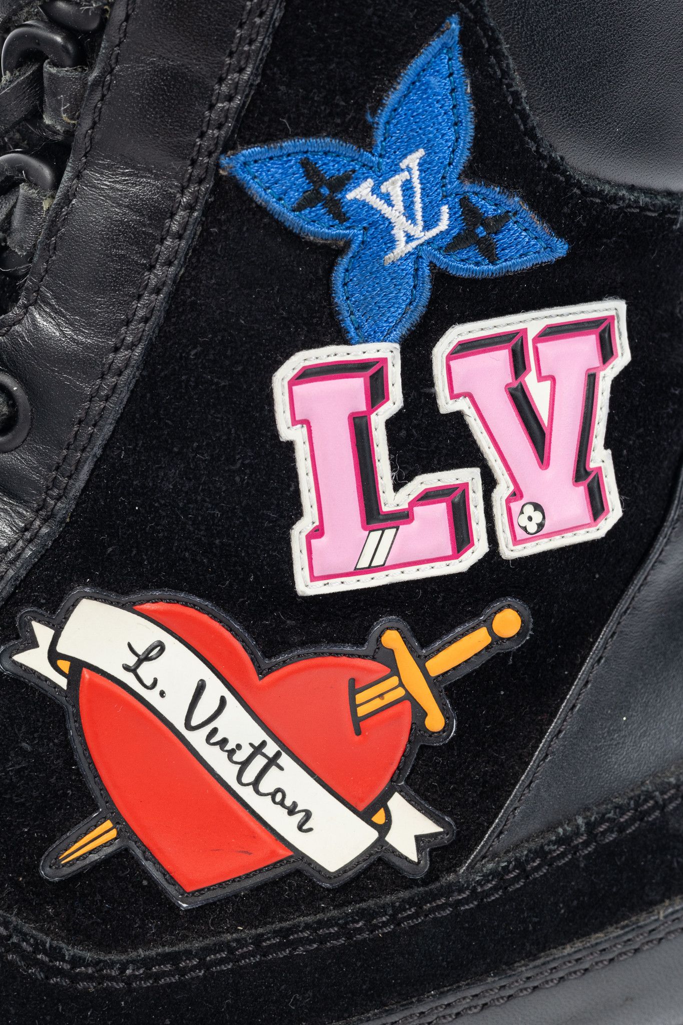Louis Vuitton Louis Vuitton Laureate Black Suede & Monogram Patch Boots Size US 6.5 / IT 36.5 - 9 Thumbnail
