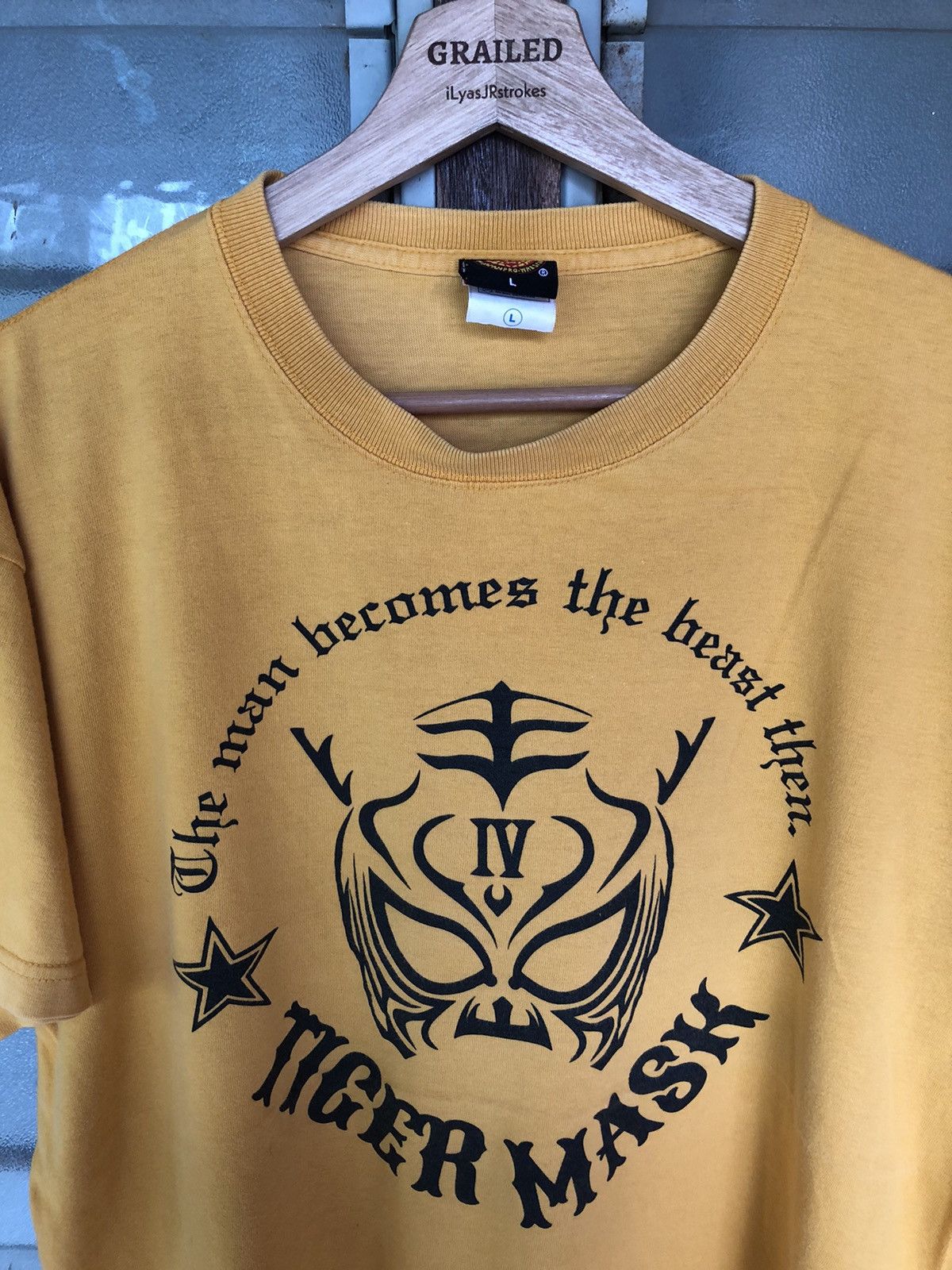 Japanese Brand Vintage Tiger Mask IV New Japan Pro-Wrestling Shirt Tee Size US L / EU 52-54 / 3 - 3 Thumbnail