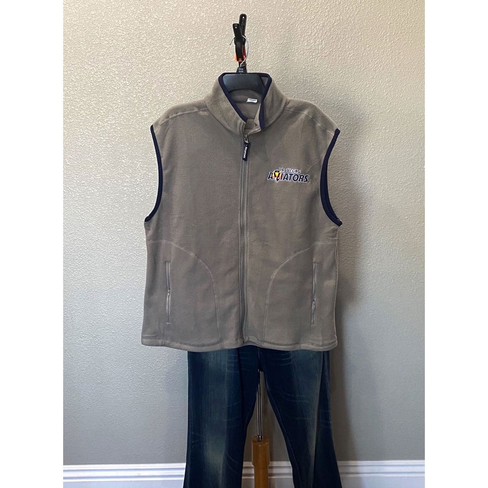 Vintage VINTAGE Las Vegas Aviators Vest XL Extra Large Zippered Fleece Men Size US XL / EU 56 / 4 - 2 Thumbnail