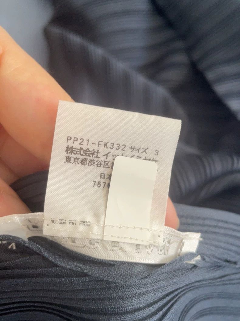 Issey Miyake Issey Miyake size:3 Midnight blue rib top Size XS / US 0-2 / IT 36-38 - 3 Thumbnail