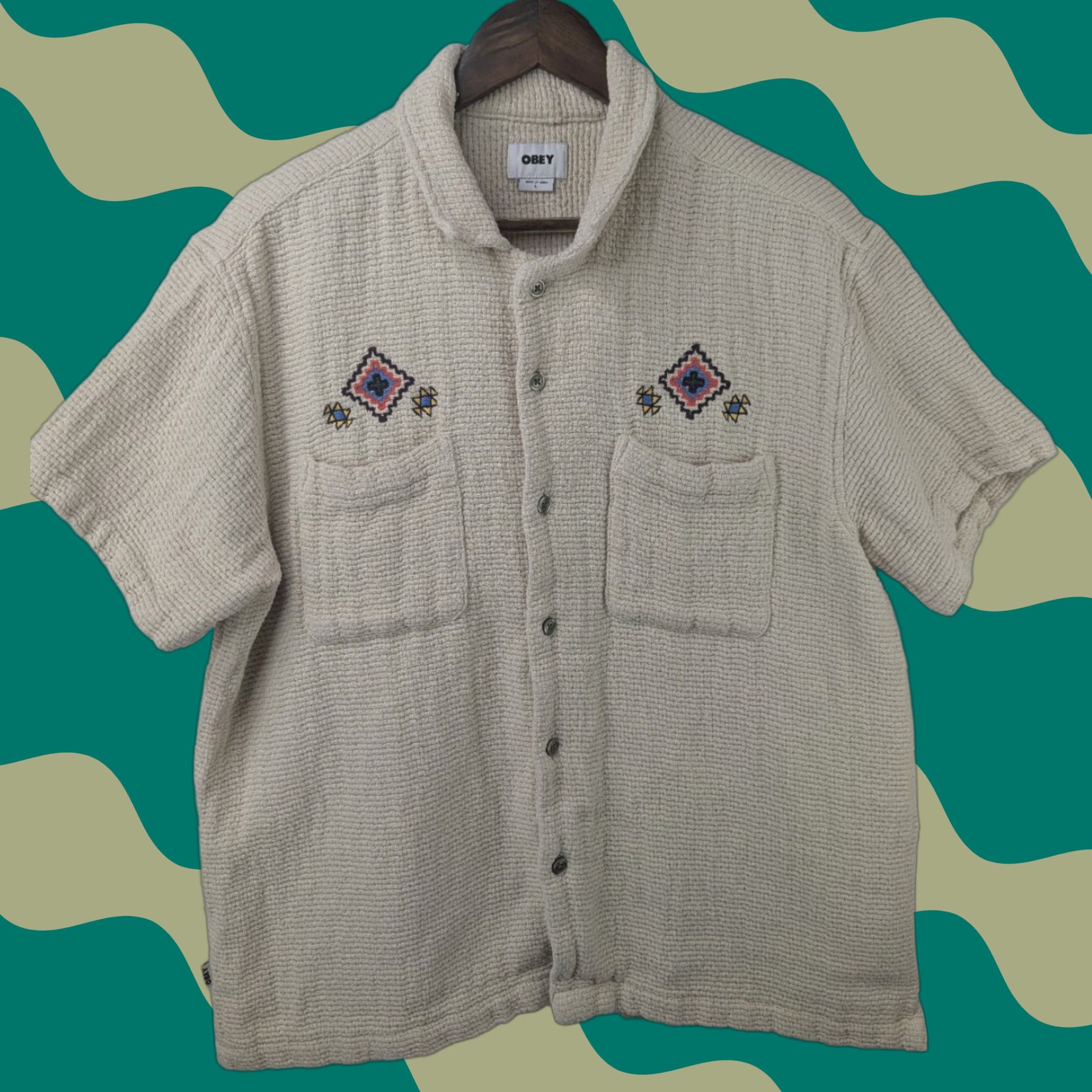 Obey OBEY x UO Exclusive Torocoan Woven Cotton Button-Up T-Shirt Large Beige Aztec Mens Shirt Short Sleeve Button-Down Collar OT 90s/Collar? Size US L / EU 52-54 / 3 - 1 Thumbnail