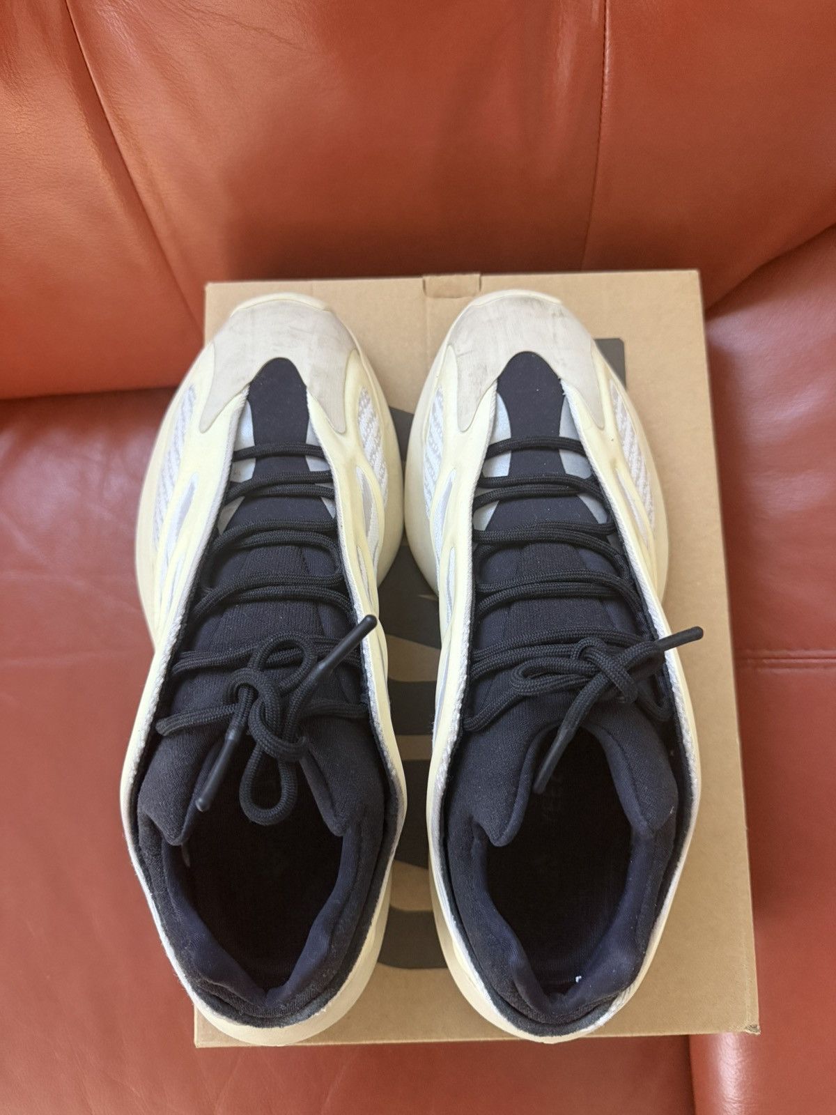 Yeezy Yeezy 700 V3 Azael Size US 12 / EU 45 - 2 Thumbnail