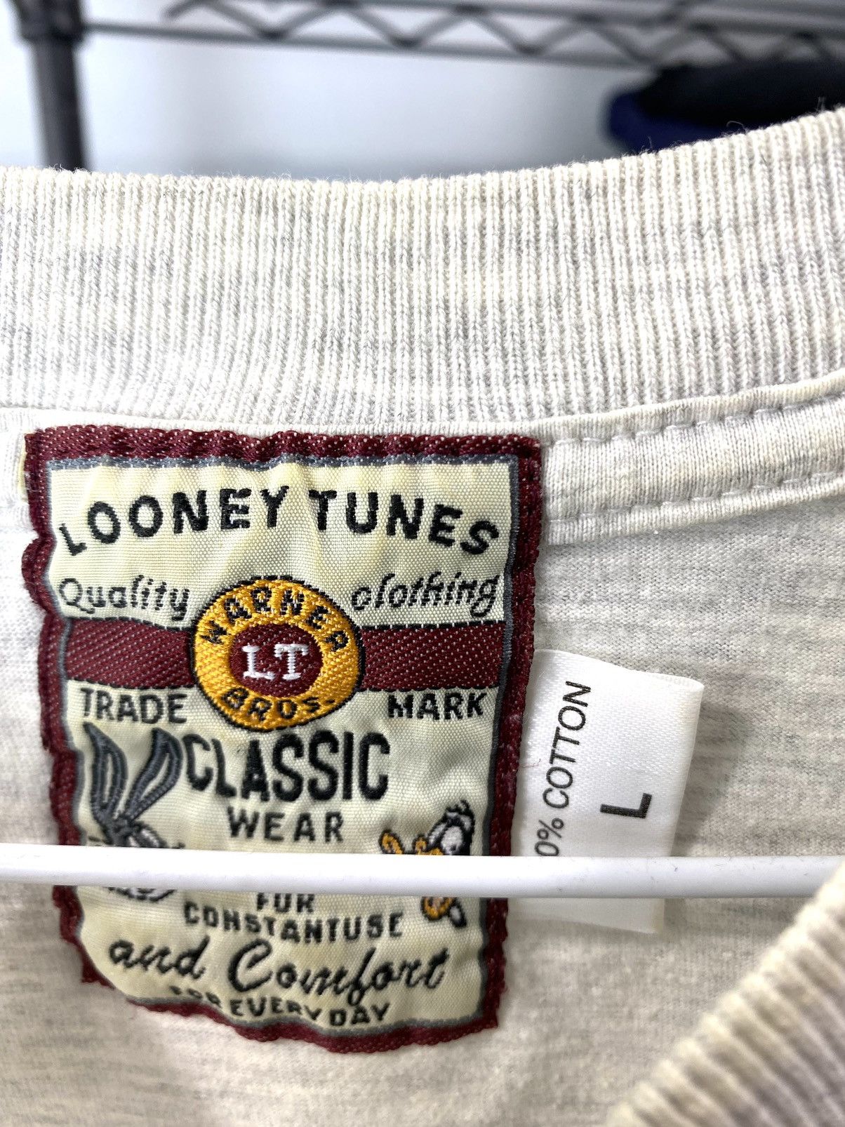 Warner Bros 96’ Vintage Warner Bros Cartoon Looney Tunes T Shirt Movie Size US L / EU 52-54 / 3 - 9 Thumbnail
