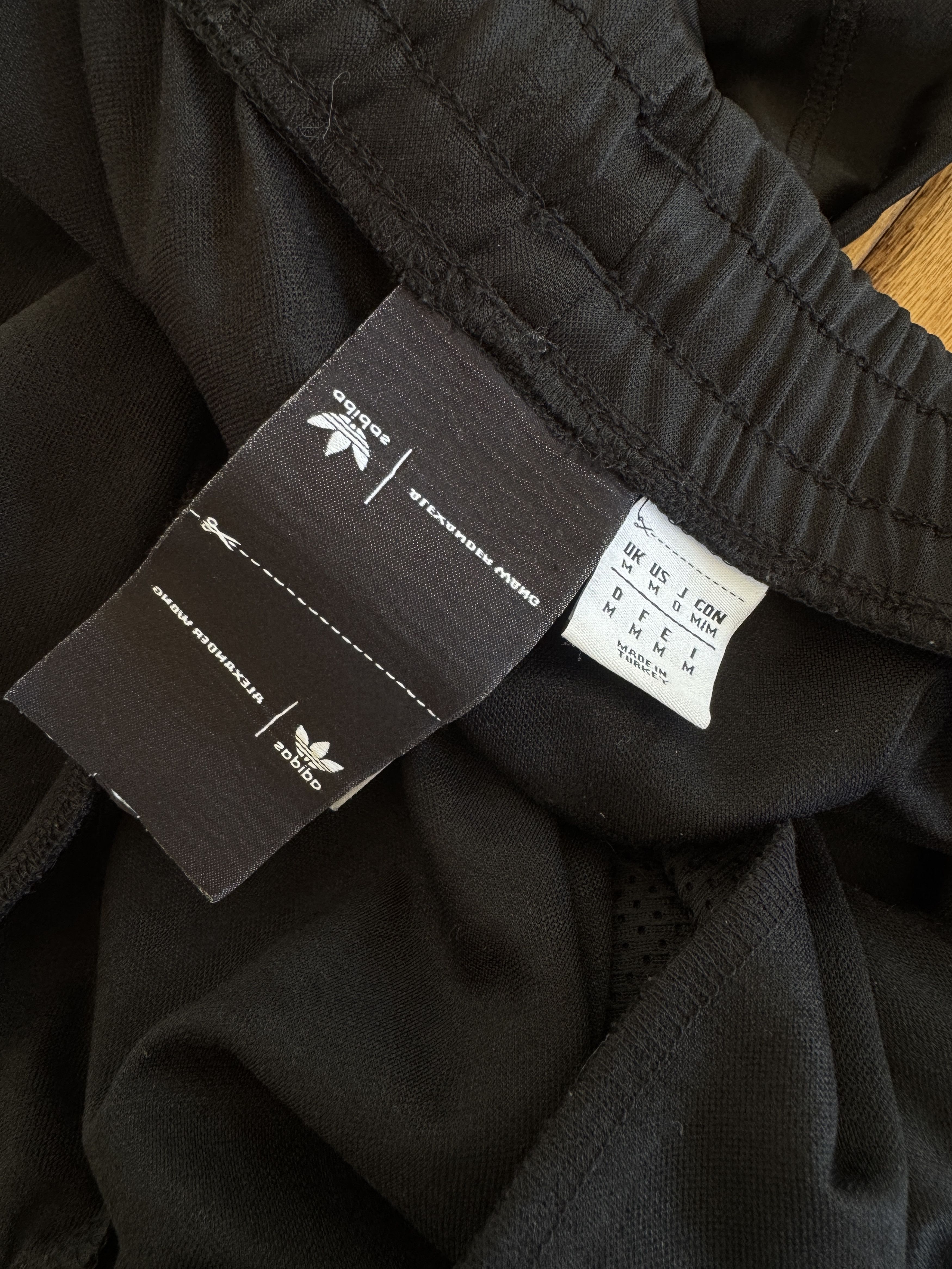 Adidas × Alexander Wang Adidas x Alexander Wang shorts Size US 34 / EU 50 - 5 Thumbnail
