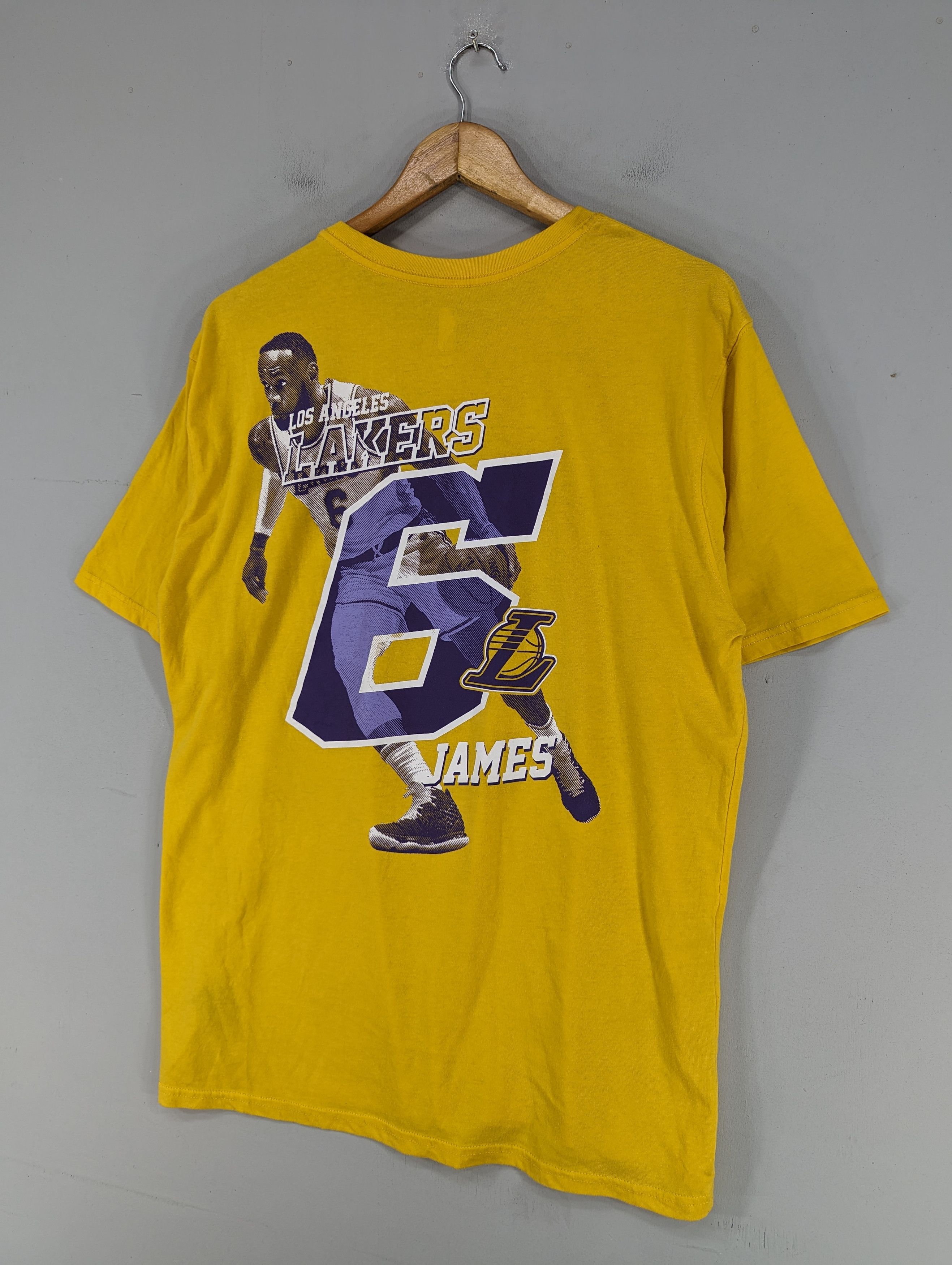 NBA 🔥RARE🔥Lebron James Pro Player NBA Lakers Tshirt Size US XL / EU 56 / 4 - 3 Thumbnail