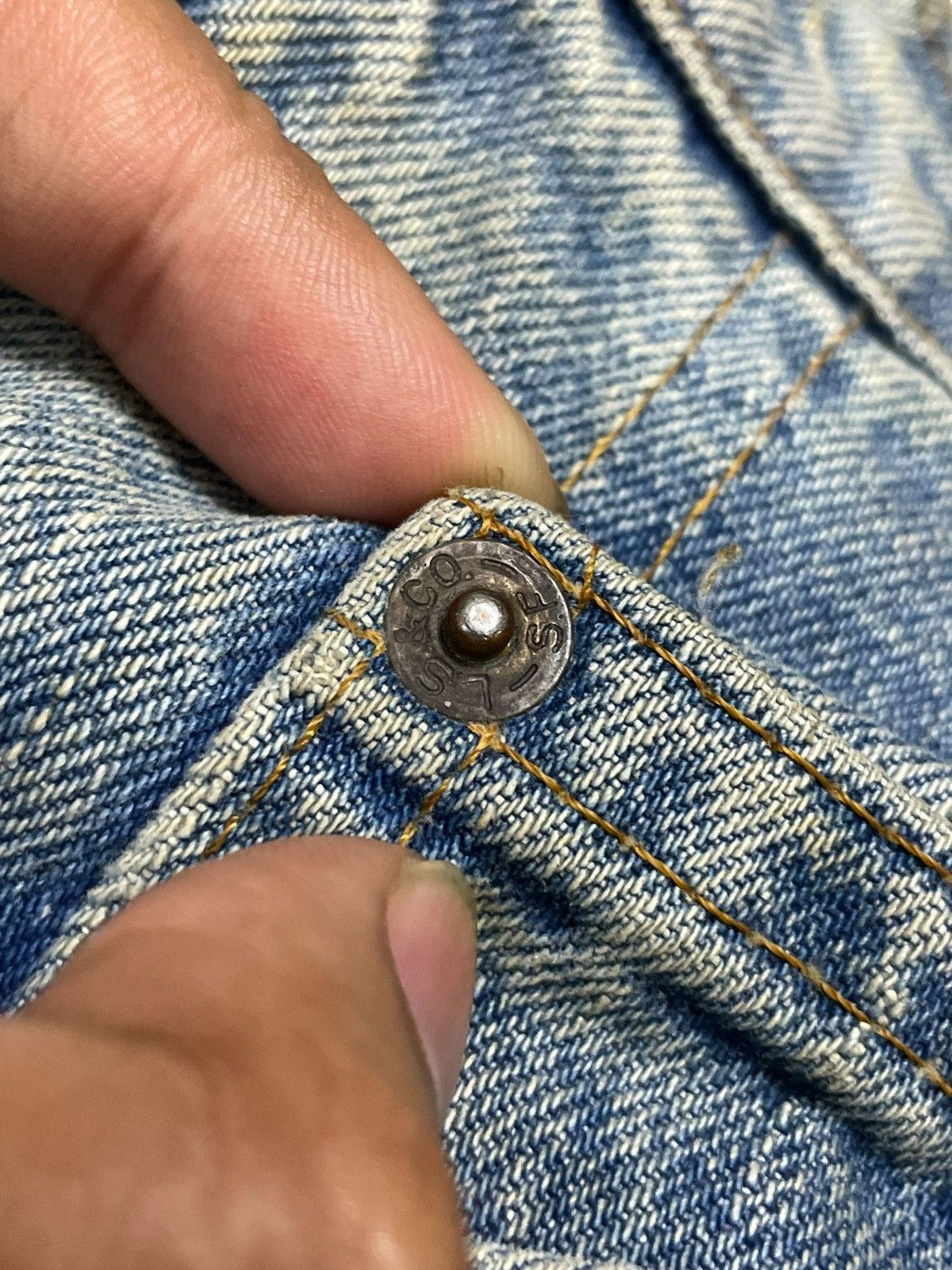 Levi's Vintage Clothing Vintage 80s Levi’s Orange Tab Very Rare Worn-In Look Jeans Size US 28 / EU 44 - 14 Thumbnail