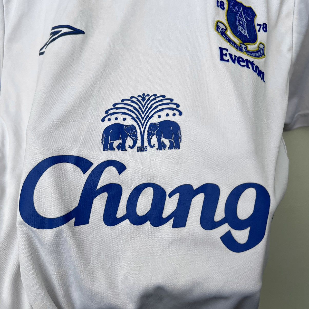 Umbro Umbro Everton football t shirt soccer jersey Size US S / EU 44-46 / 1 - 5 Thumbnail