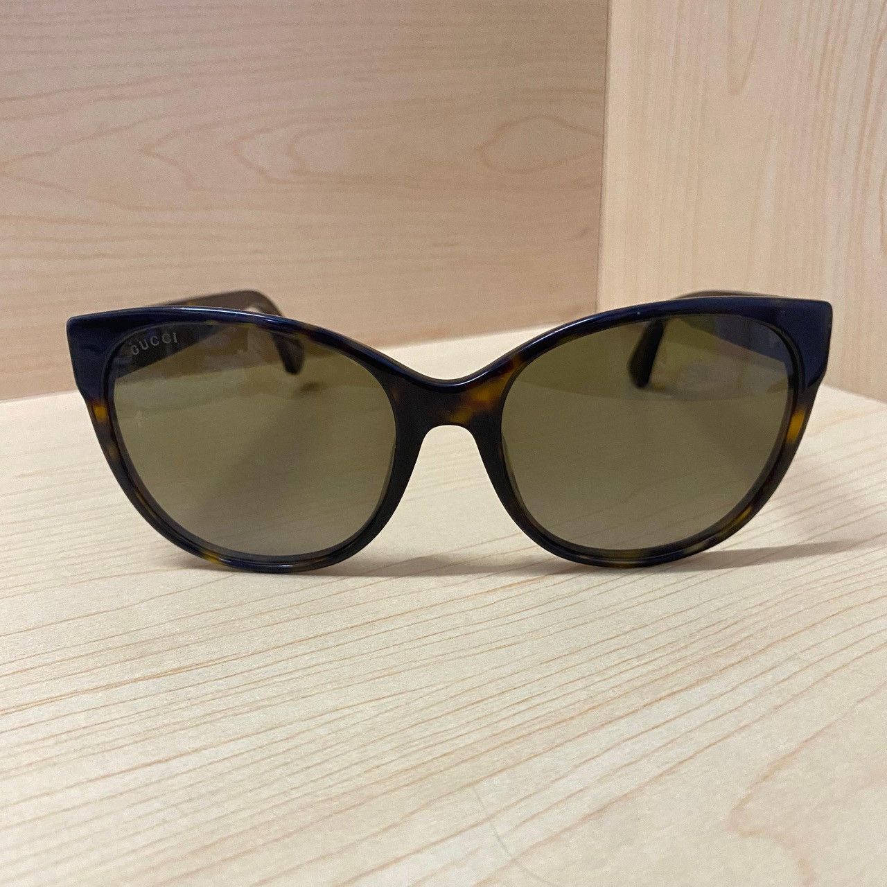Gucci Gucci Women's Sensual Romantic GG0097S Fashion Cat Eye Size ONE SIZE - 5 Thumbnail