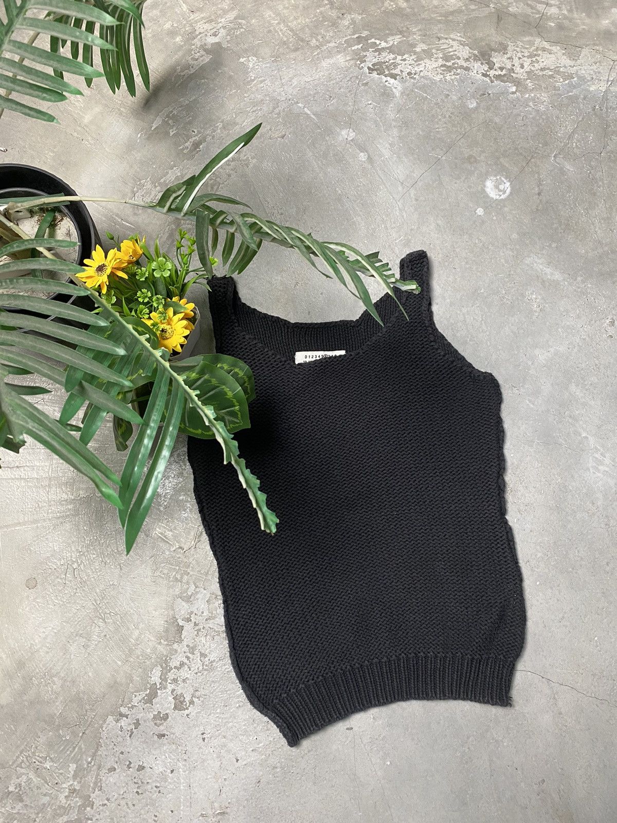 Maison Margiela Archive Vintage Margiela Knitwear Tank Top Size S / US 4 / IT 40 - 1 Thumbnail