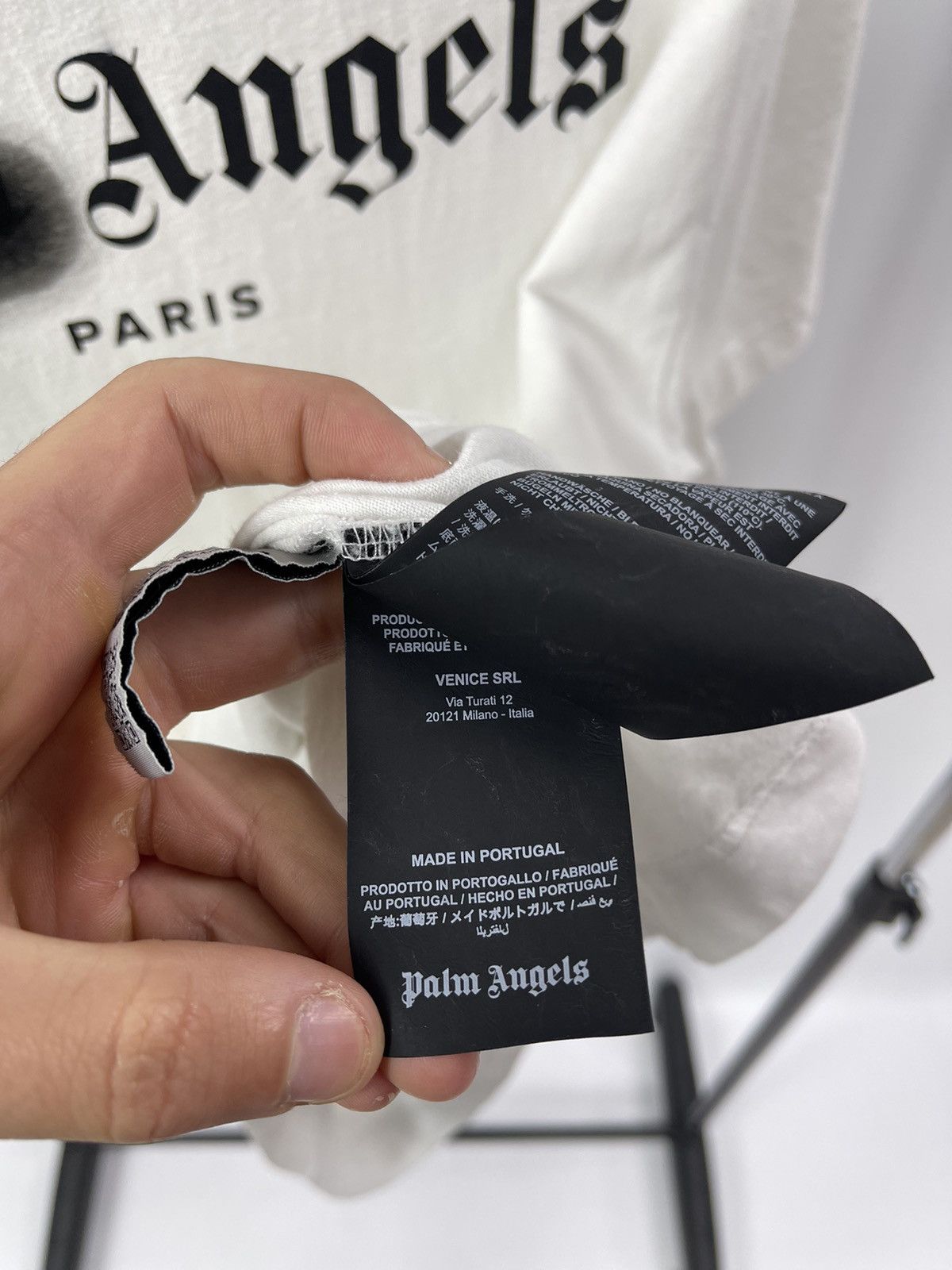 Palm Angels Palm Angels Paris Spray Logo Men’s Size M T-Shirt Portugal Size US M / EU 48-50 / 2 - 6 Thumbnail