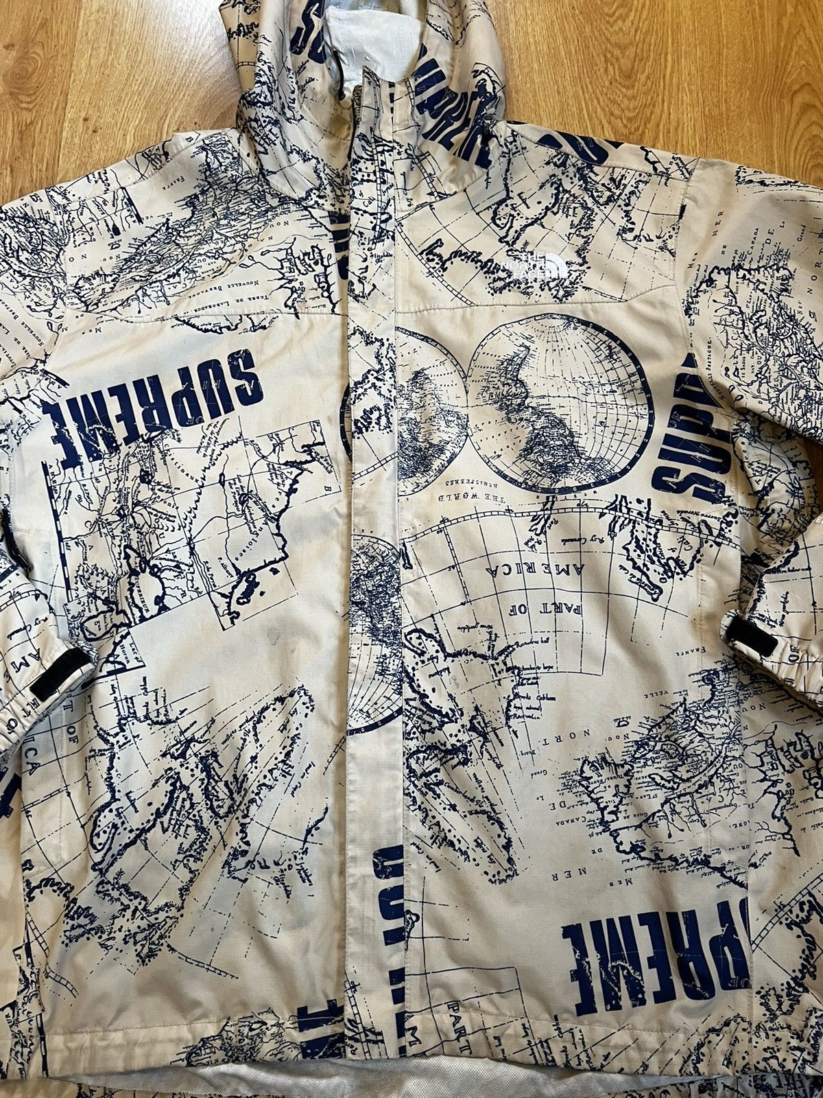 Supreme × The North Face Supreme x The North Face SS12 venture Jacket Size US XL / EU 56 / 4 - 3 Thumbnail