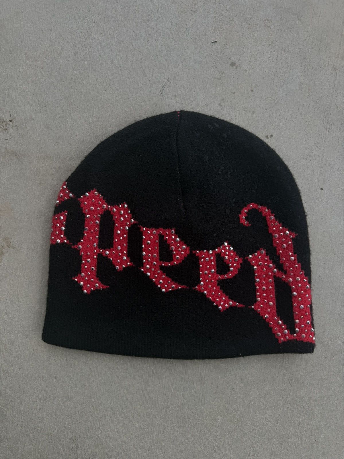 Godspeed Godspeed OG Logo Studded Beanie Black/Red Size ONE SIZE - 2 Thumbnail