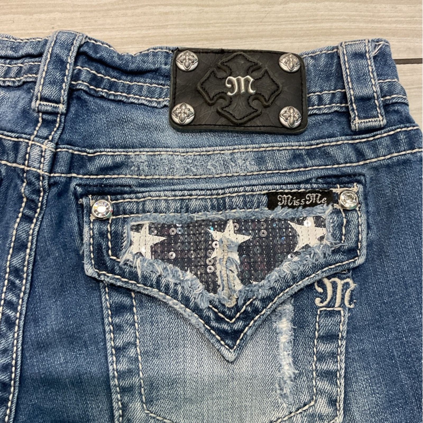 Miss Me Miss Me Embellished Flap Pocket Denim Jean Shorts Size 29" - 3 Thumbnail