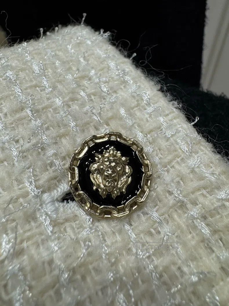 Chanel Chanel High-end handicraft workshop series black and white Size XS / US 0-2 / IT 36-38 - 3 Thumbnail