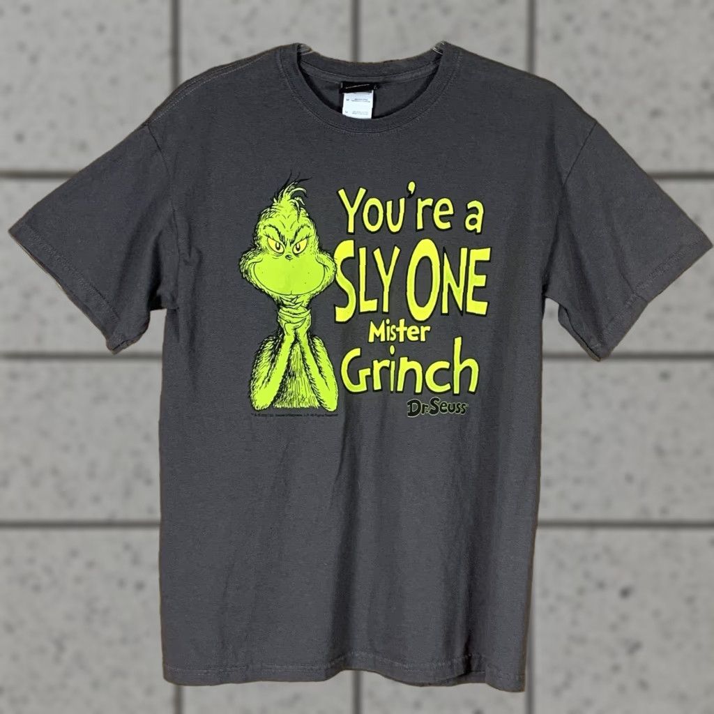 Vintage VINTAGE Dr Seuss T Shirt Gray YOU'RE A SLY ONE MISTER GRINCH M size Mens Short Sleeve Cotton Graphic Tee Size US M / EU 48-50 / 2 - 1 Thumbnail