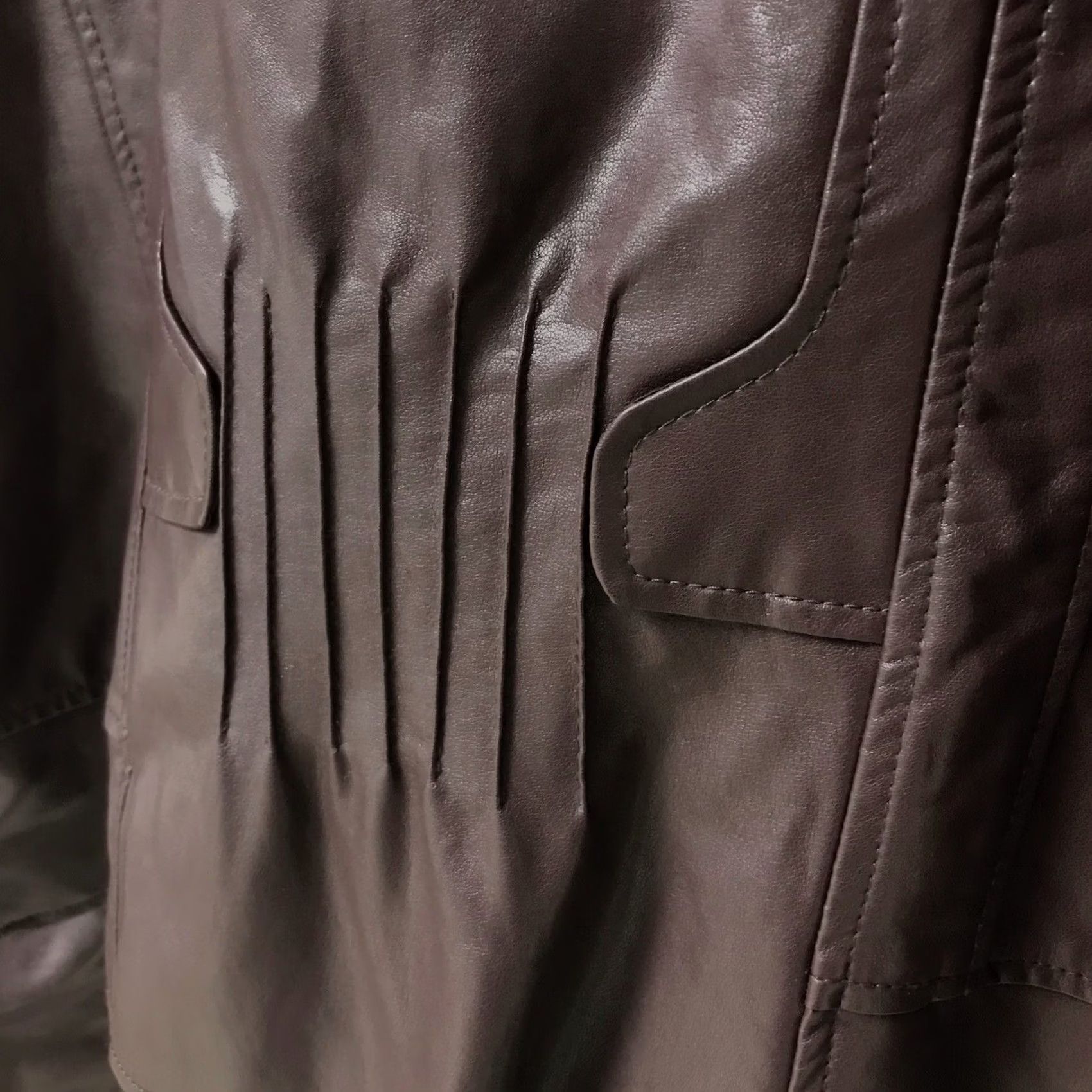 Vintage Dressbarn Women Brown Faux Leather Rugged Ruffled Trim Zip Biker Jacket L Jacket Women Brown Faux Leather Rugged Ruffled Trim Zip Biker Jacket L Size L / US 10 / IT 46 - 6 Thumbnail