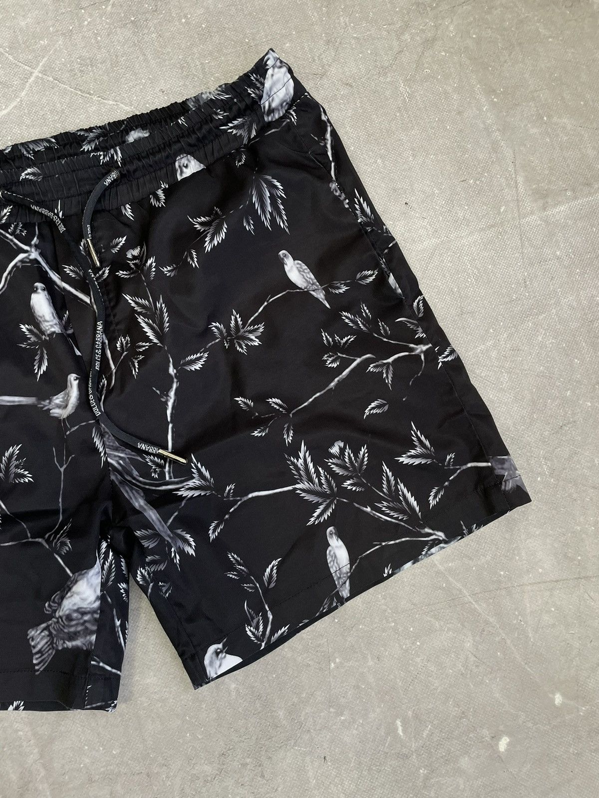 Dolce & Gabbana Dolce Gabbana swim Shorts over Printed baroque Size US 35 - 4 Thumbnail