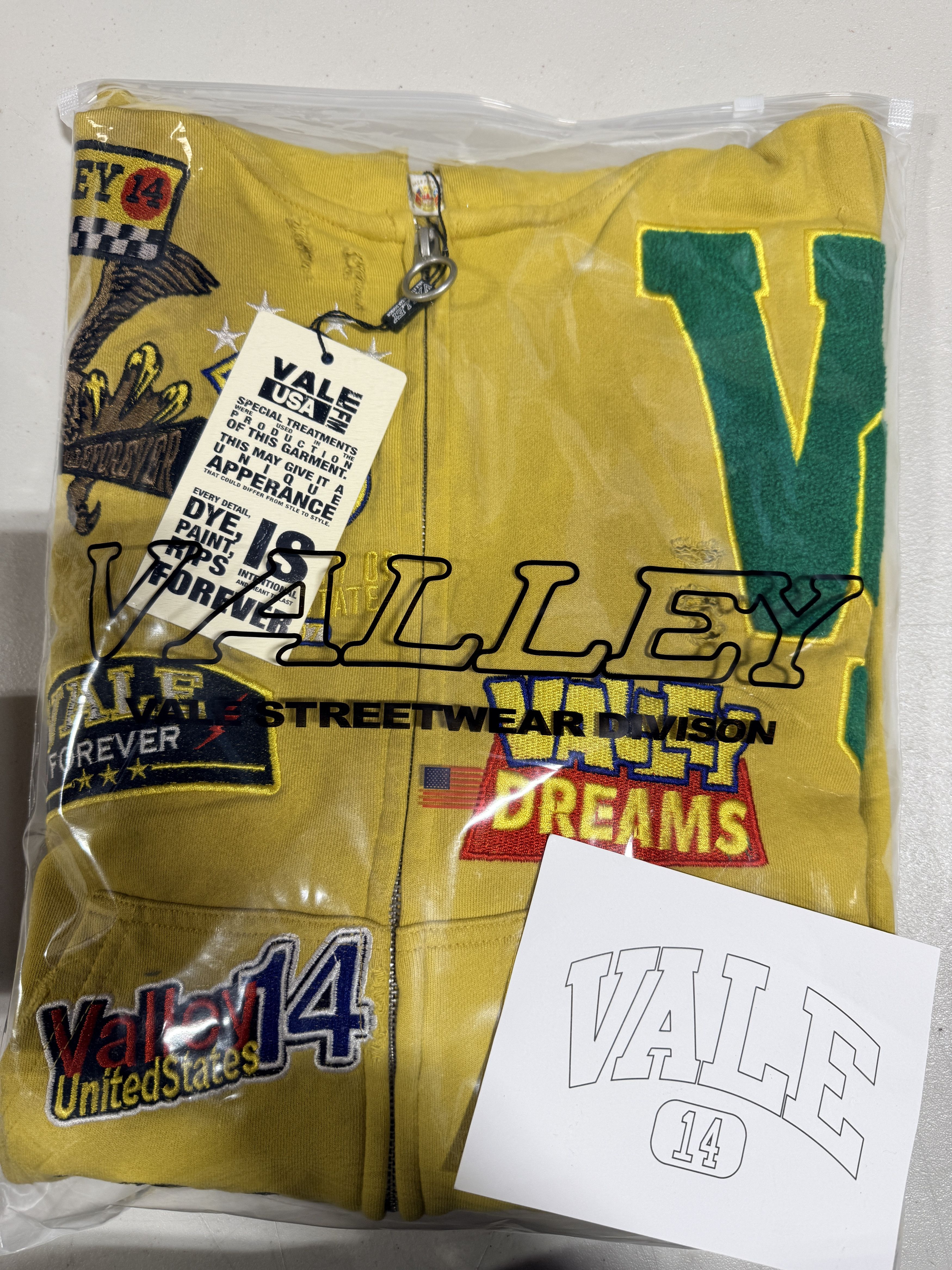 Other 🔥🔥Vale Forever Doodle Zip Up 'Yellow' Size M Size US M / EU 48-50 / 2 - 3 Thumbnail