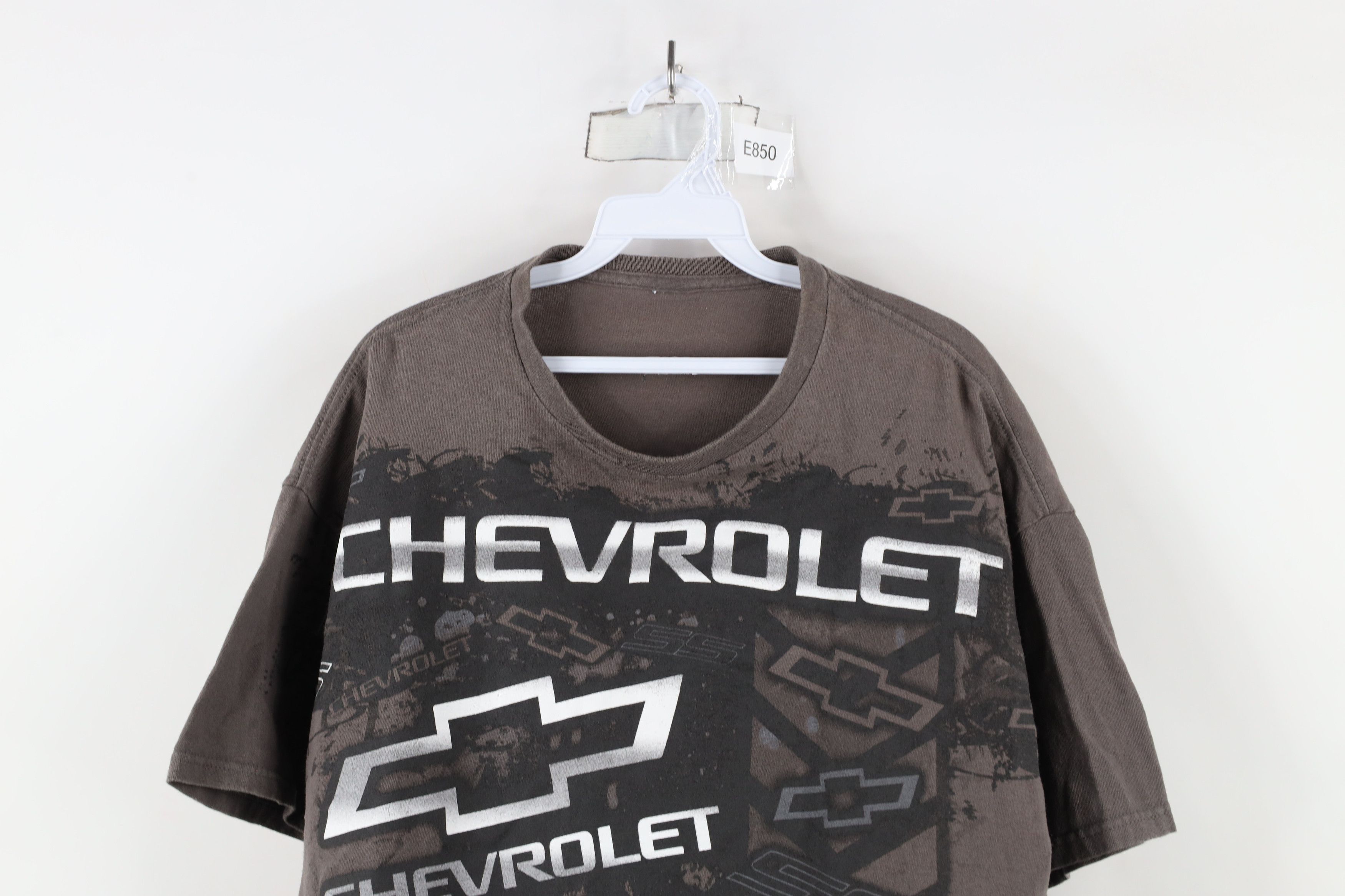 Vintage Vintage Chevrolet SS All Over Print T-Shirt Gray Cotton Size US XL / EU 56 / 4 - 2 Thumbnail