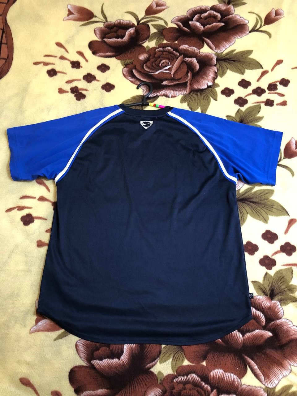 Nike Nike 90s Nike Big Retro Logo Vintage Y2K Oversized Tee Size US L / EU 52-54 / 3 - 6 Thumbnail