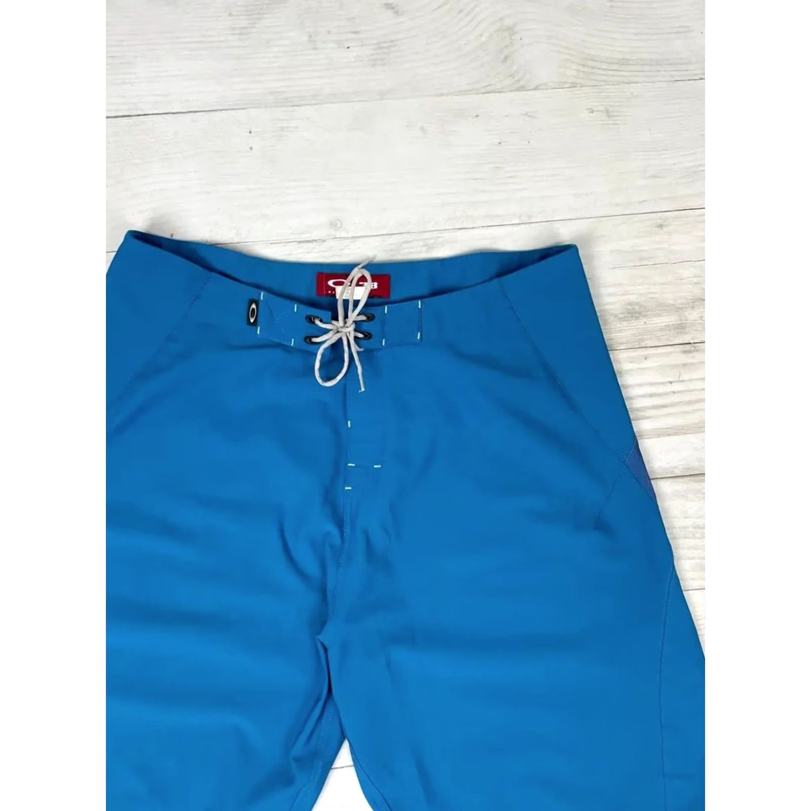 Oakley VINTAGE Oakley Shorts Board Men 38 Blue 00s Surf Swimming Board Shorts Men 38 Blue Oakley Vintage Size US 38 / EU 54 - 7 Thumbnail