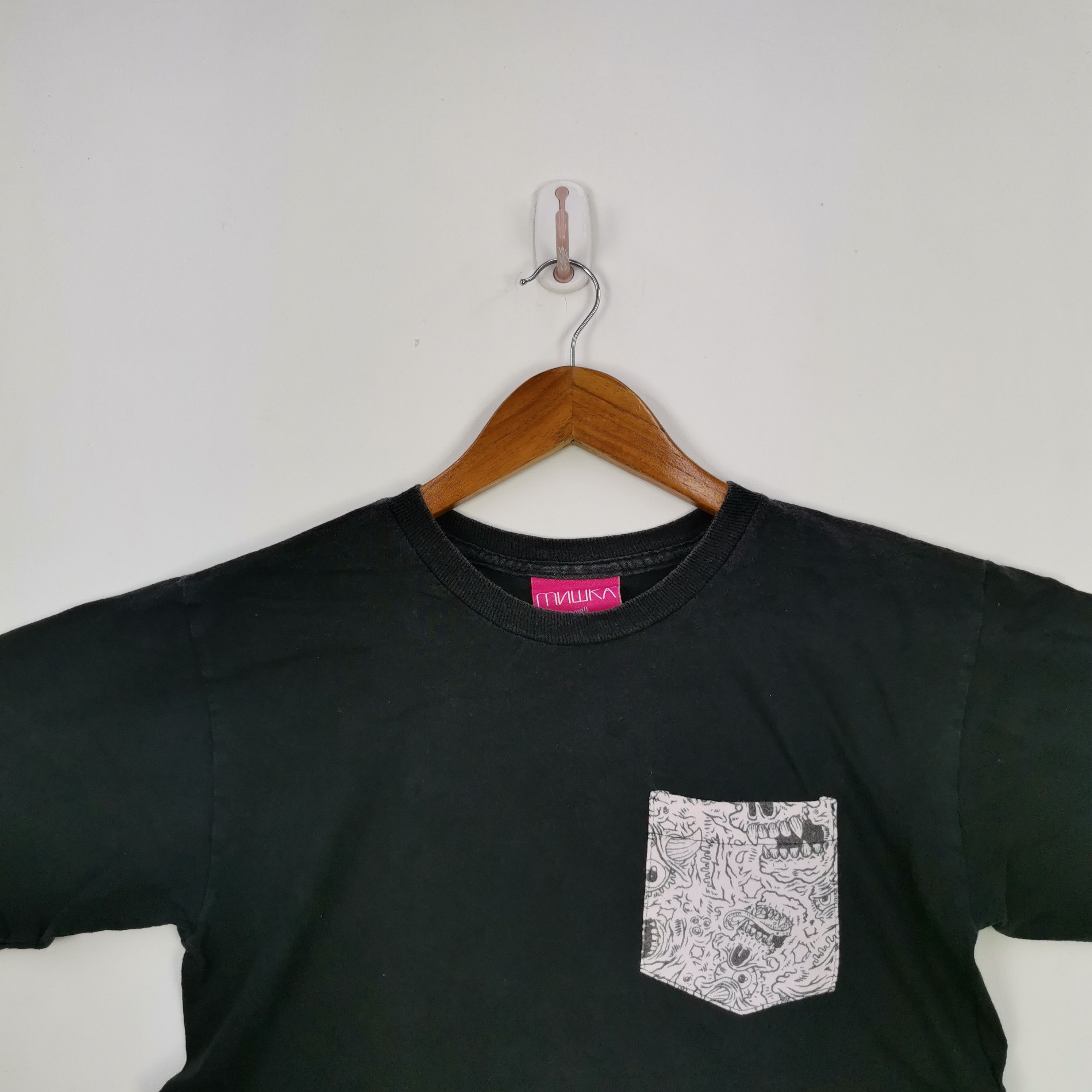 Japanese Brand Vintage MNWKA T-Shirt Mishka Horror Skulls Crewneck Tees Size S / US 4 / IT 40 - 2 Thumbnail