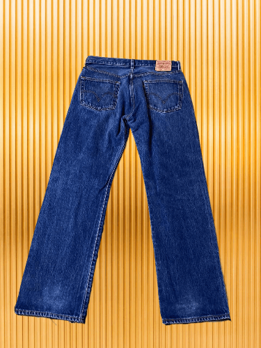 Levi's × Vintage Vintage Levi's 501 Distressed Light Wash Jeans Size US 36 / EU 52 - 1 Thumbnail