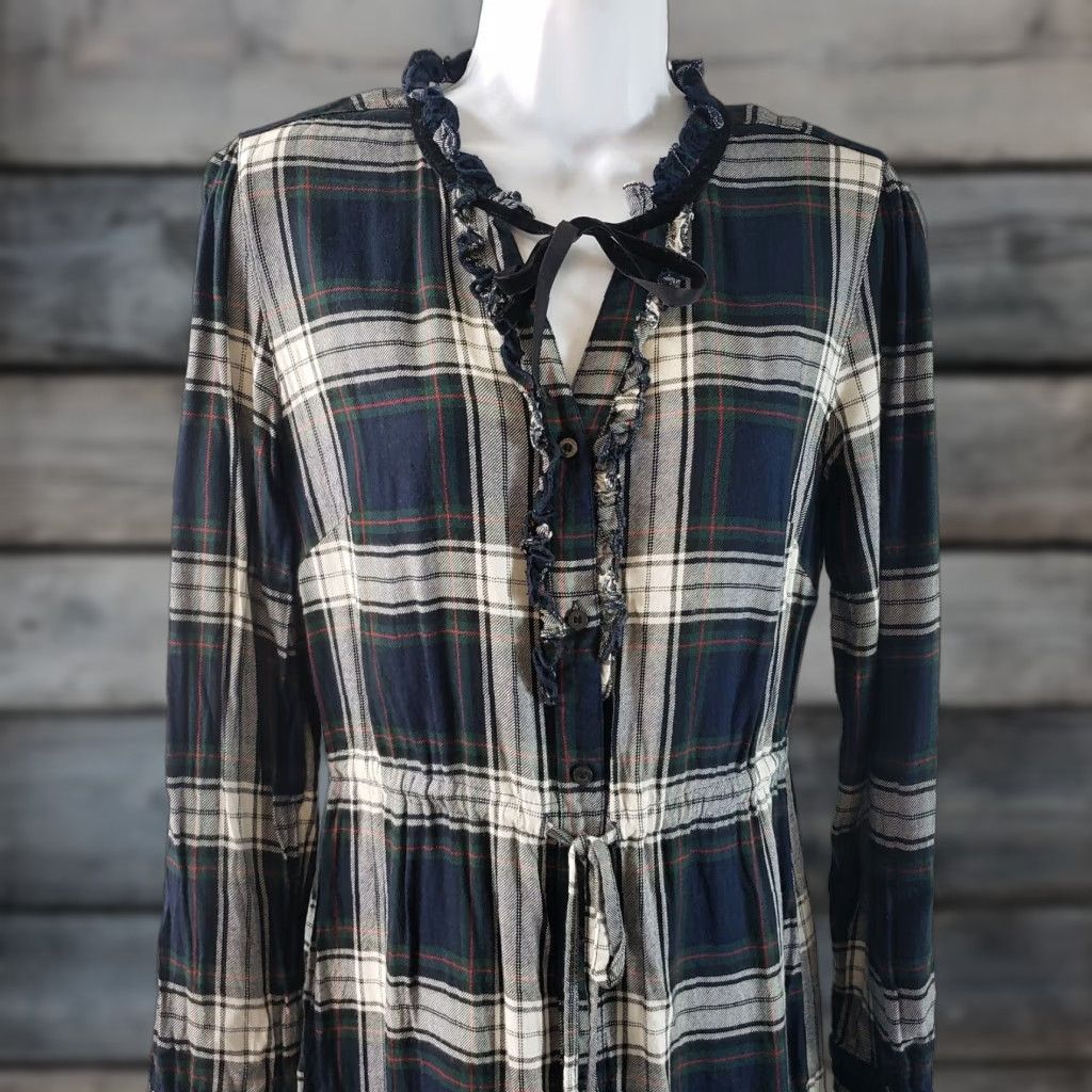Tommy Hilfiger **Tommy Hilfiger Women's Green Plaid Ruffle Front Dress Size 6** User: Tommy Hilfiger Women's Green Plaid Ruffle Front Dress Size 6 Size M / US 6-8 / IT 42-44 - 1 Thumbnail