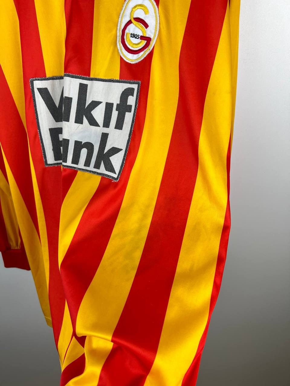 Vintage Galatasaray 11 Home 1996-1997 Soccer Long sleeve size L Size US L / EU 52-54 / 3 - 3 Thumbnail
