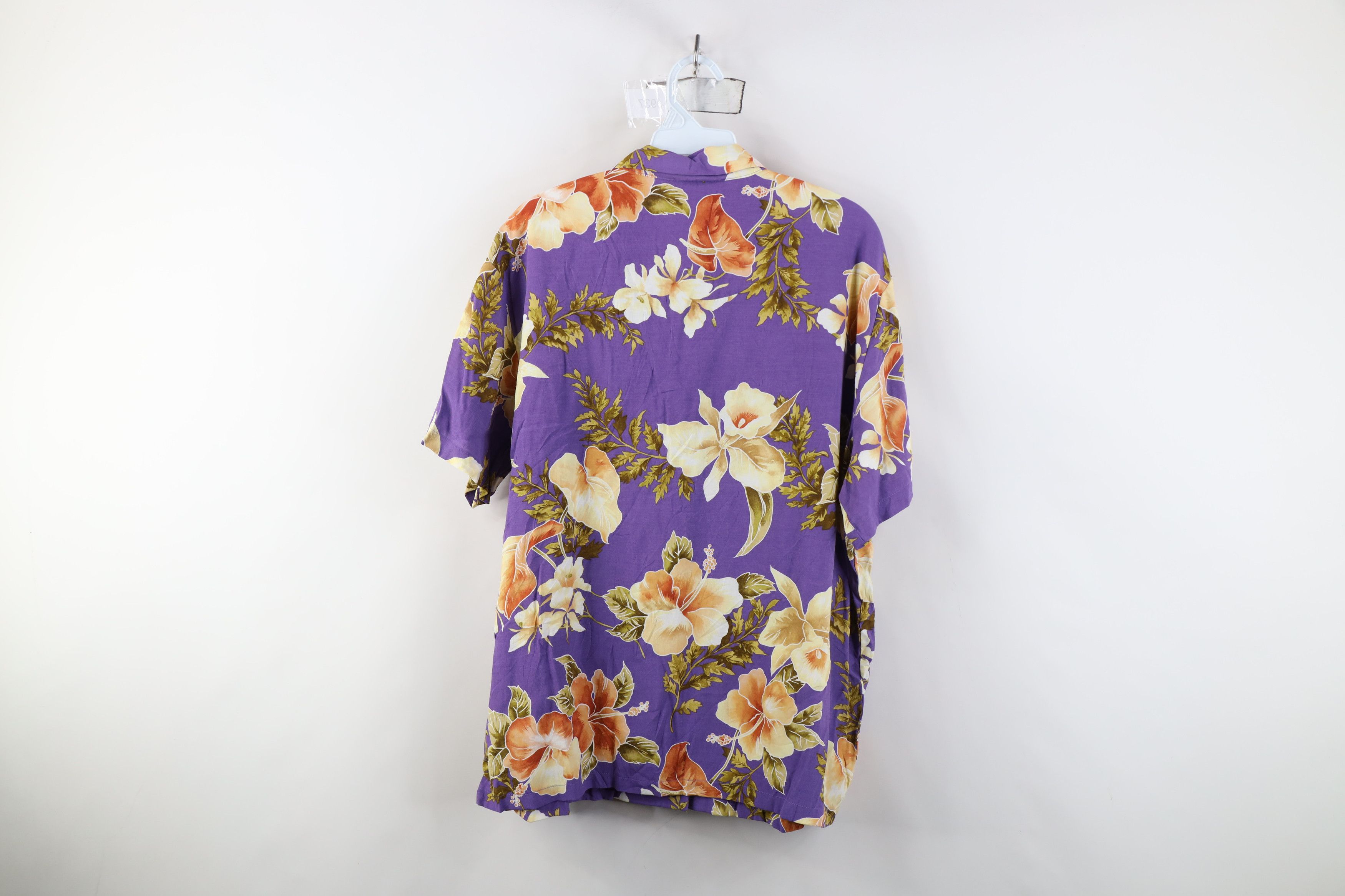 Vintage Vintage 90s Streetwear Rayon Gabardine Hawaiian Button Shirt Size M / US 6-8 / IT 42-44 - 11 Thumbnail