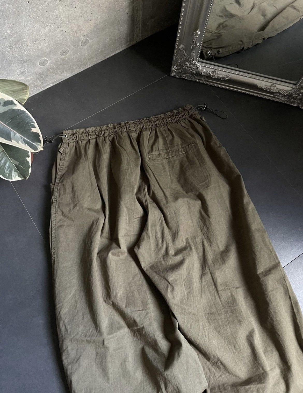 Japanese Brand Vintage Japanese Faded Flared Parachute Pants Like Maharishi Size US 32 / EU 48 - 4 Thumbnail