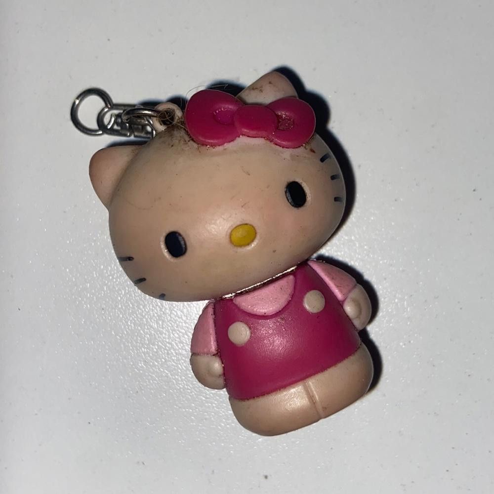 Designer ⭐️$5 SALE⭐️must be bundled Sanrio l Y2K Hello Kitty USB Fob Size ONE SIZE - 1 Thumbnail