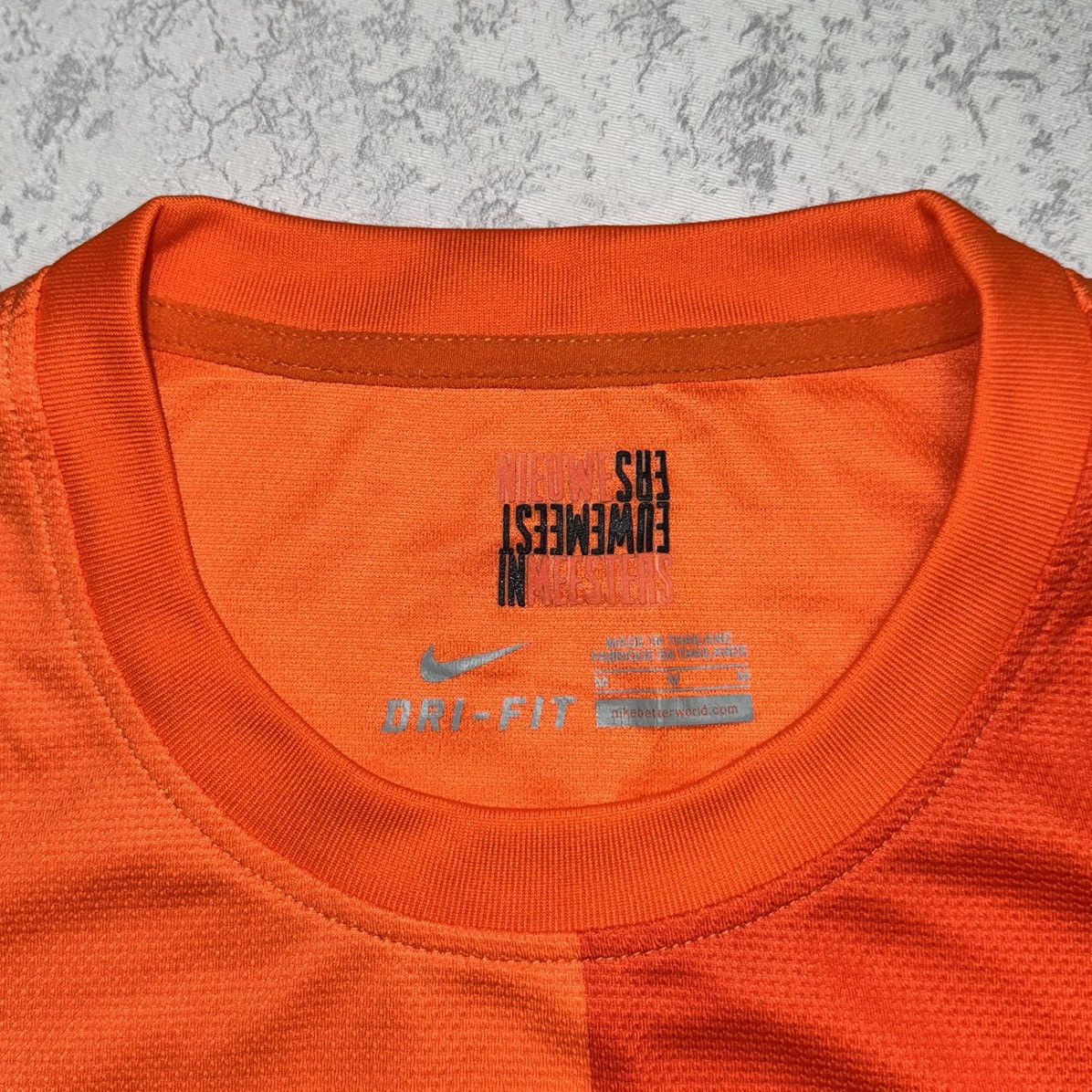 Nike Nike Netherlands 2011-2012 Away T shirt Football jersey Size US M / EU 48-50 / 2 - 5 Thumbnail