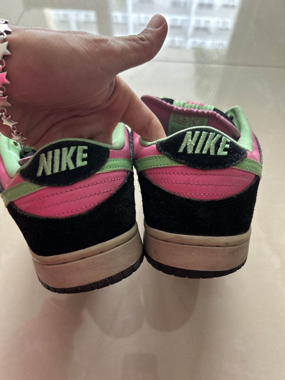 Nike dunk sb low light position green