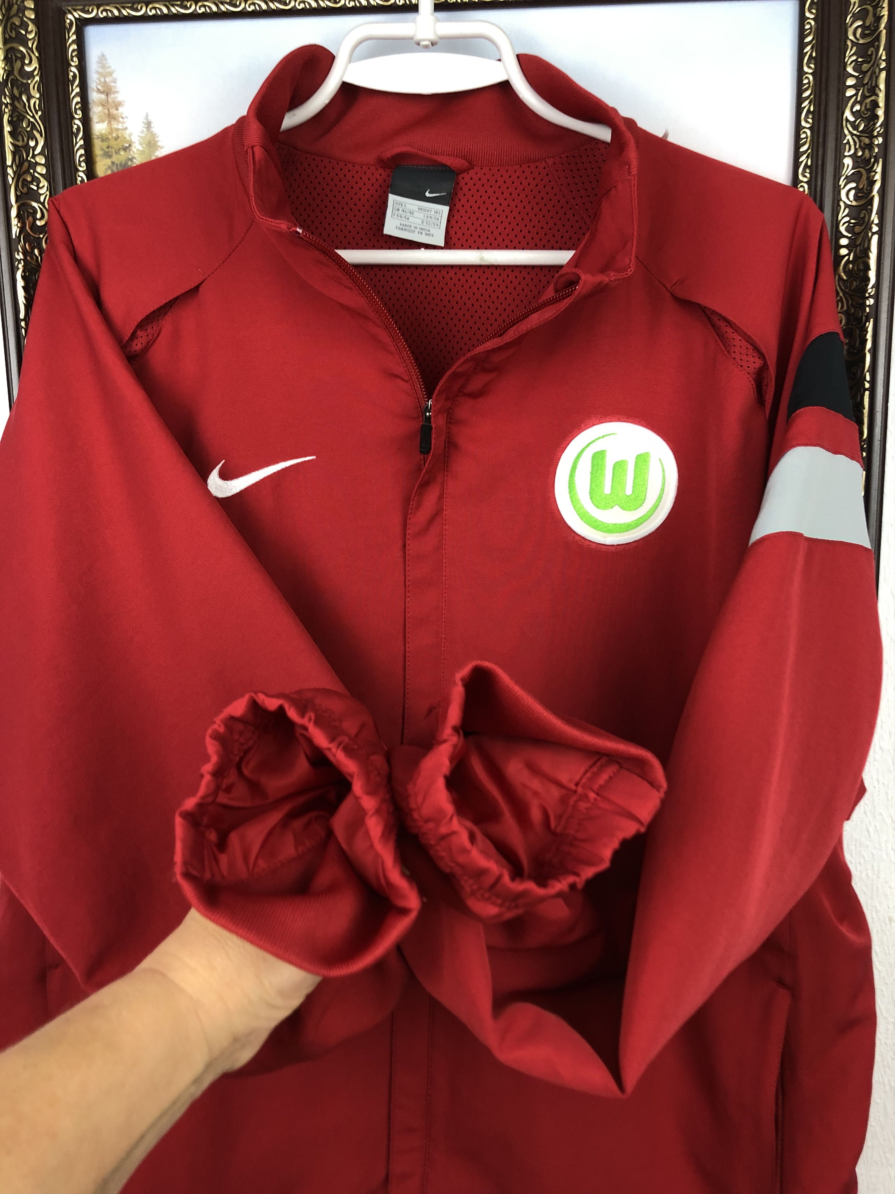 Nike Vintage Nike VfL Wolfsburg Football Jacket Soccer Track Top Size US L / EU 52-54 / 3 - 4 Thumbnail